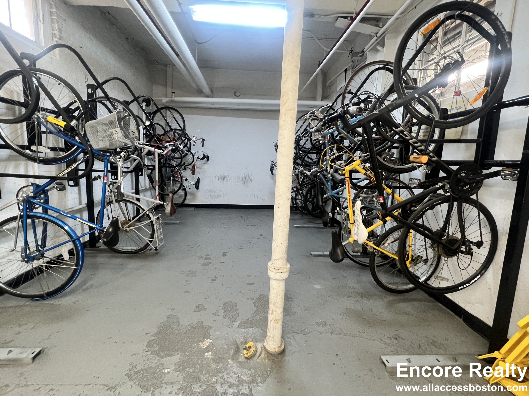 114 Riverway, Fenway