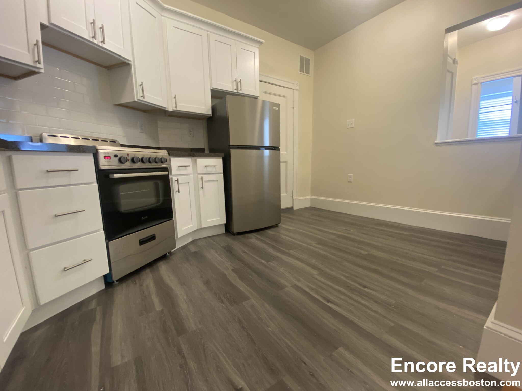 1595 Beacon St, Coolidge Corner