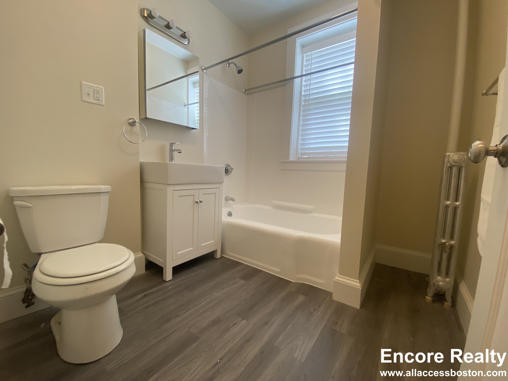 1595 Beacon St, Coolidge Corner