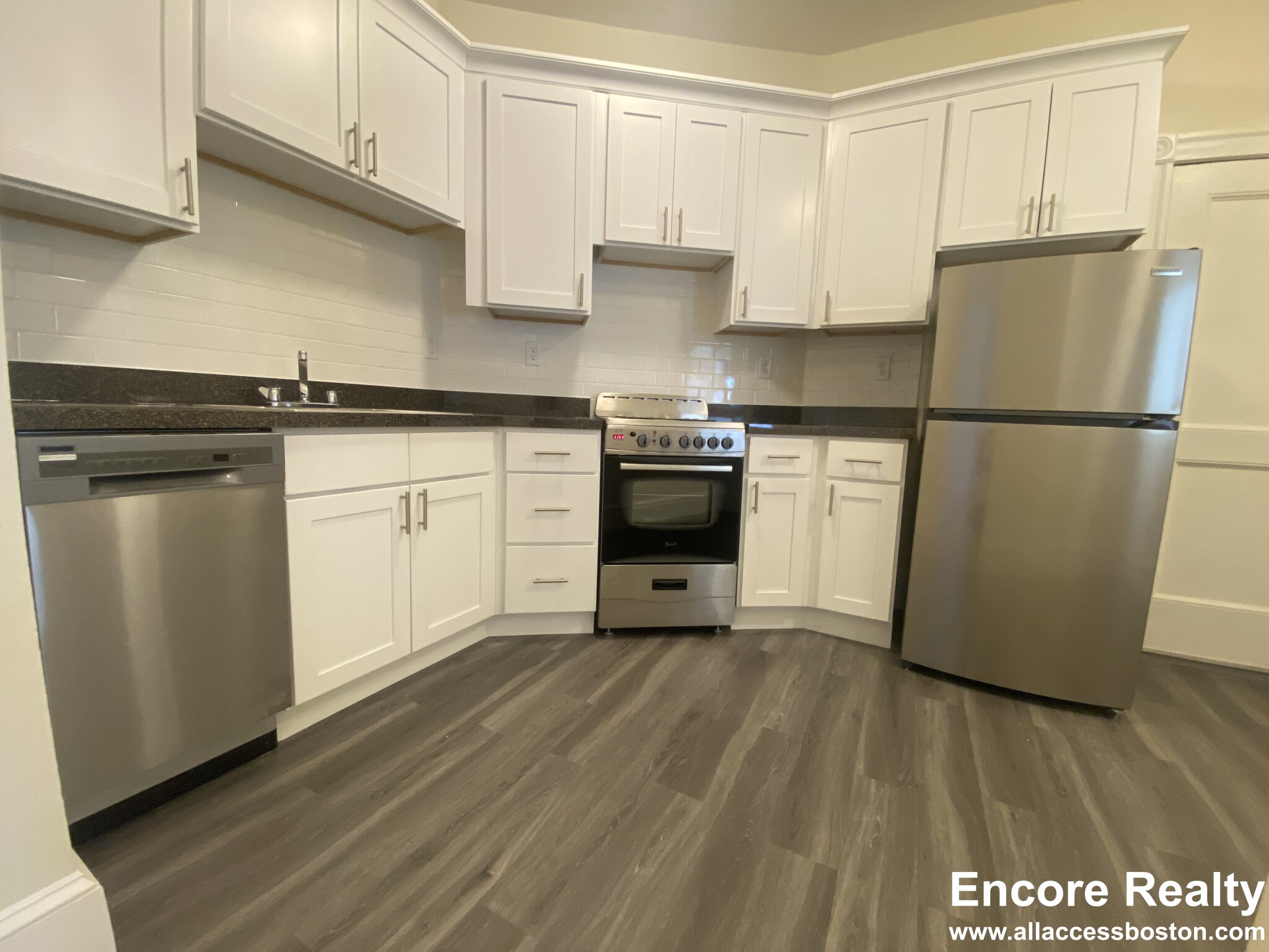 1595 Beacon St, Coolidge Corner