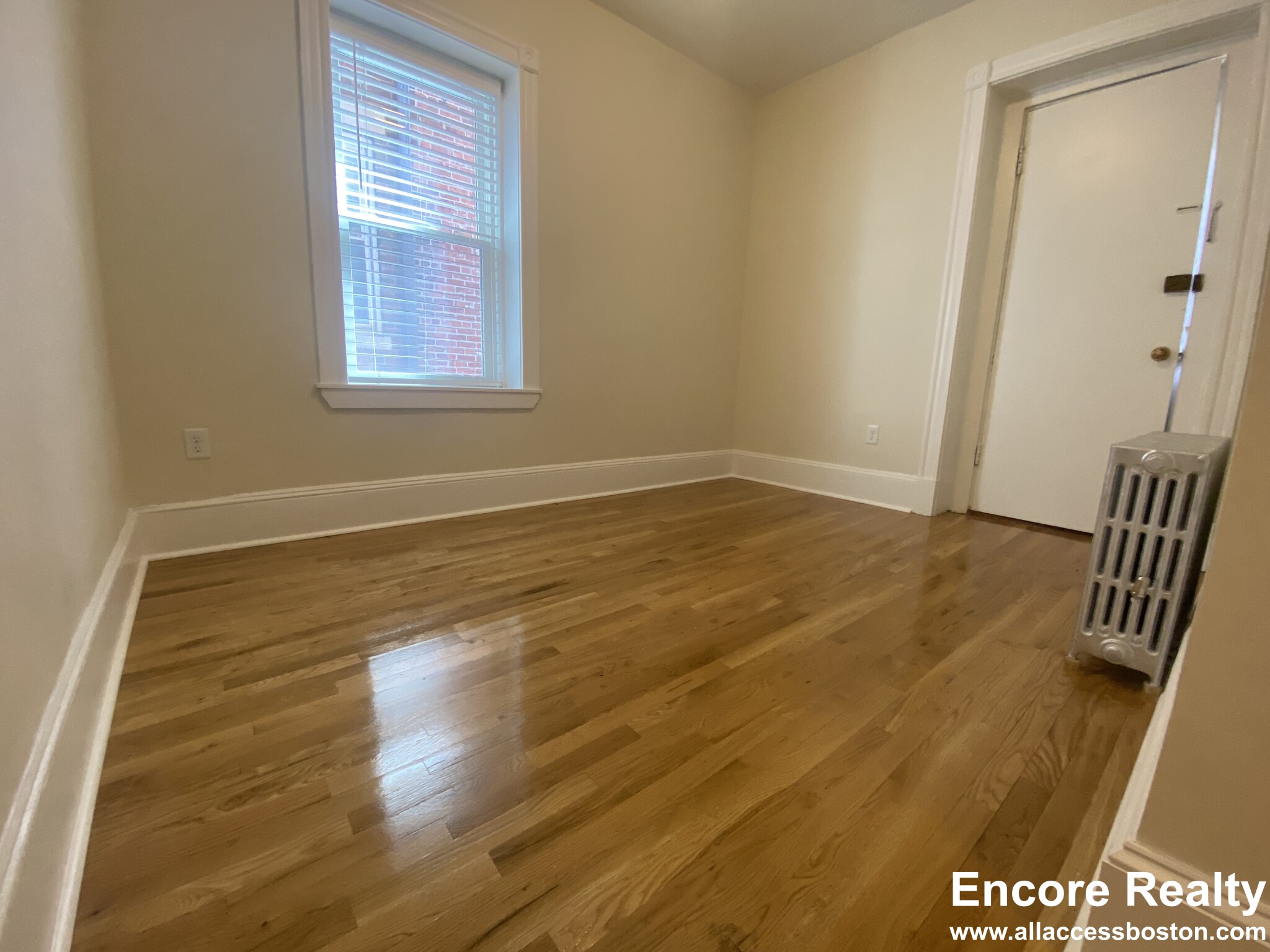 1595 Beacon St, Coolidge Corner