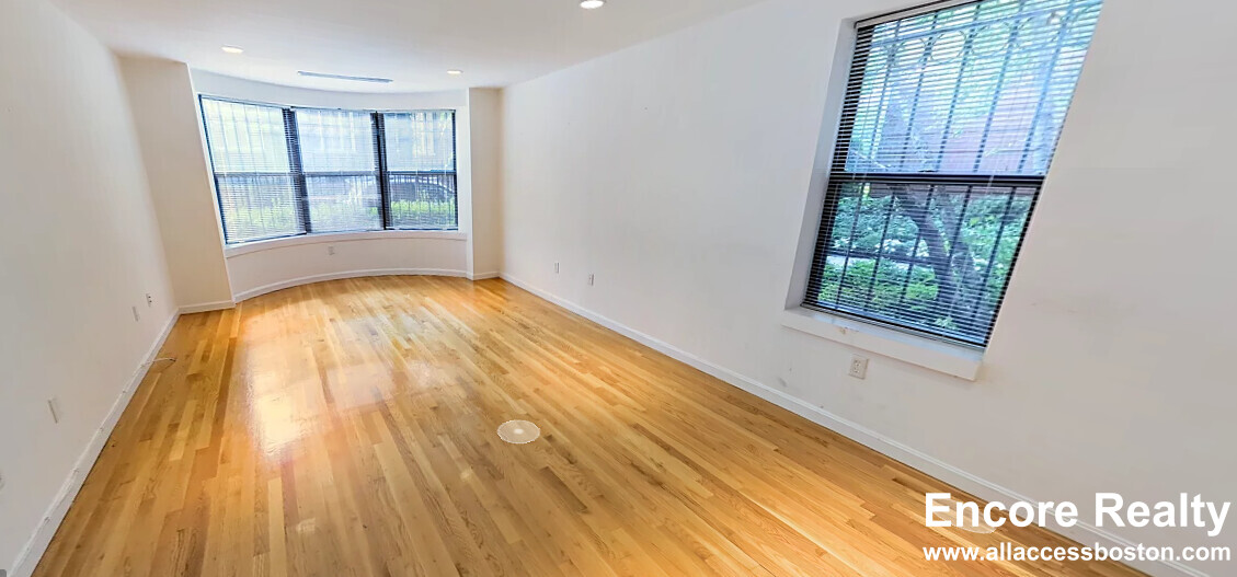 100 Jersey St, Fenway