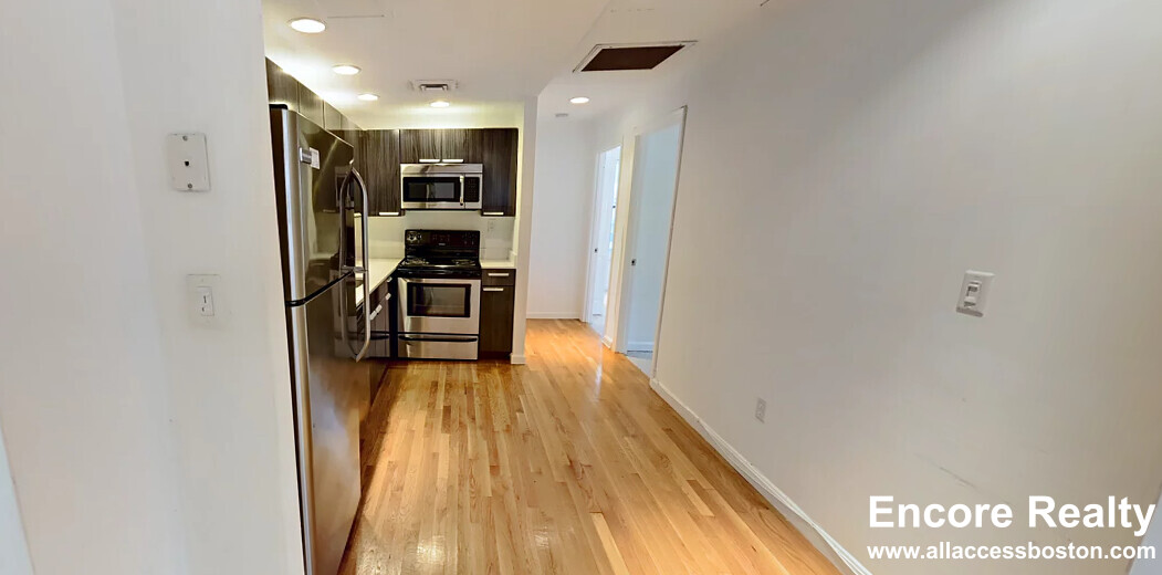 100 Jersey St, Fenway