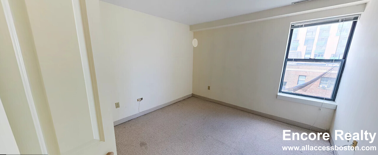 100 Jersey St, Fenway