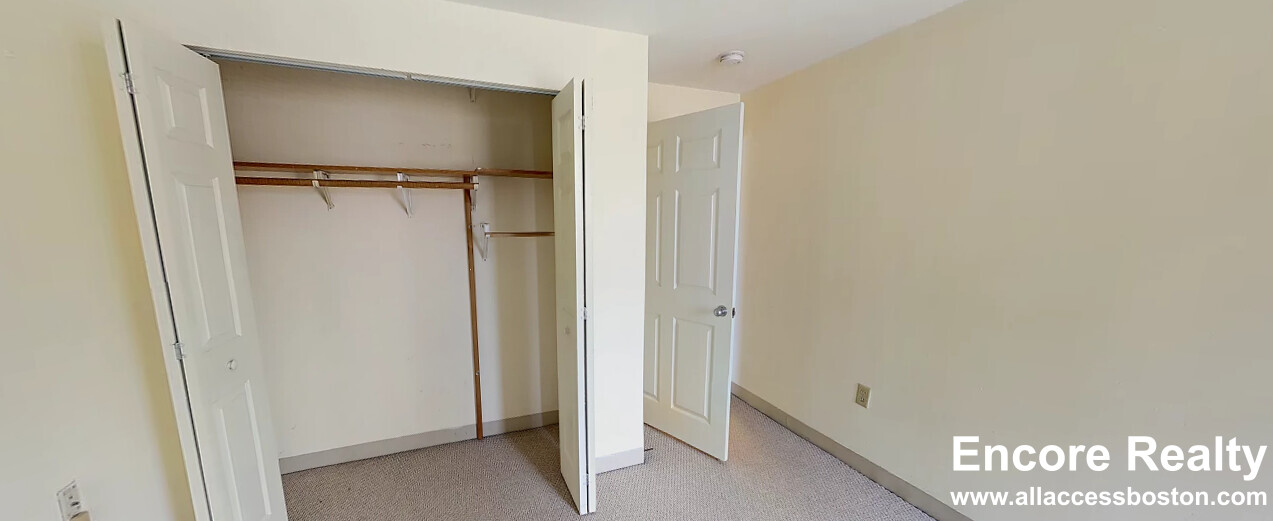 100 Jersey St, Fenway