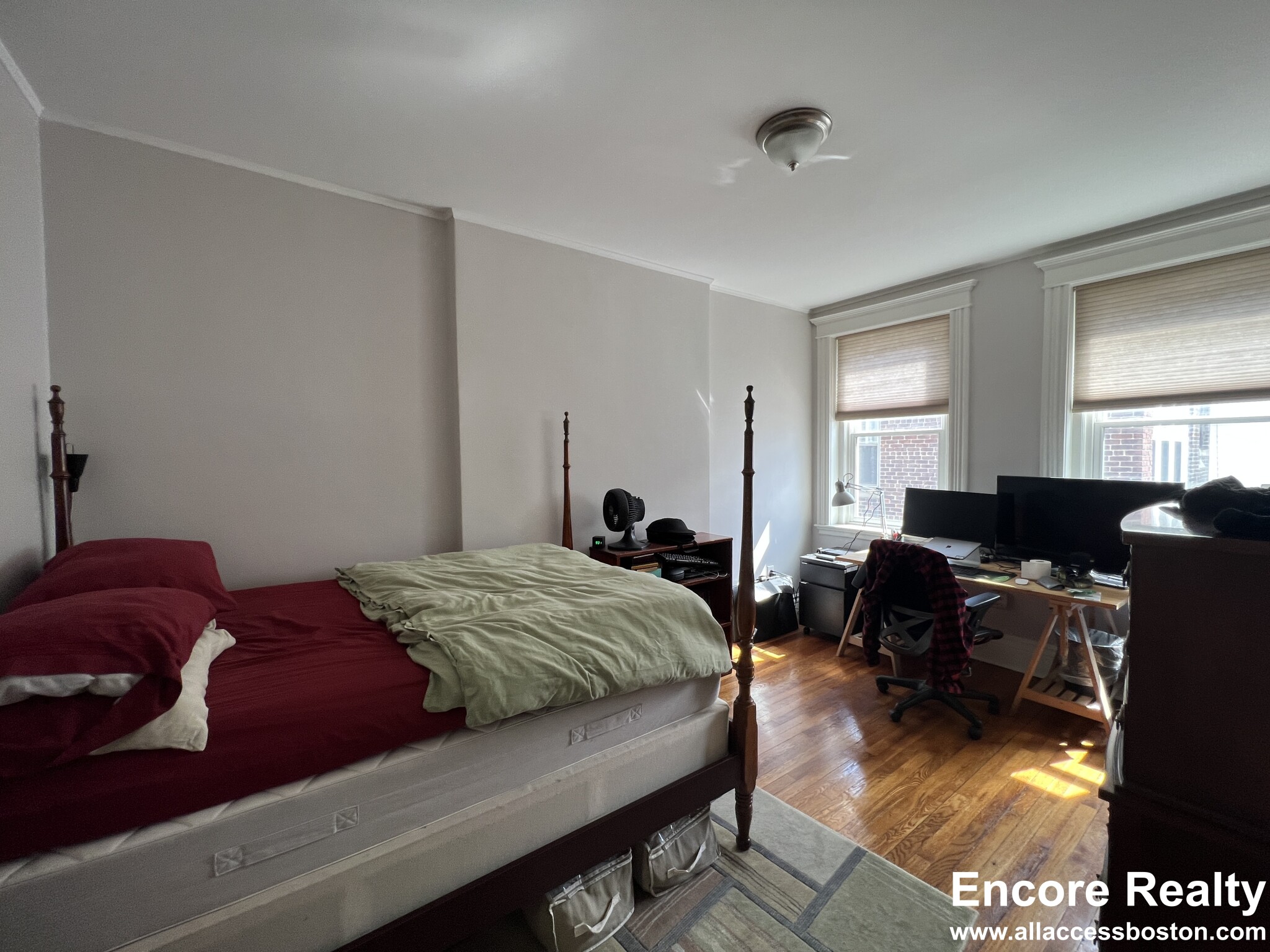 181 Harvard St, Coolidge Corner