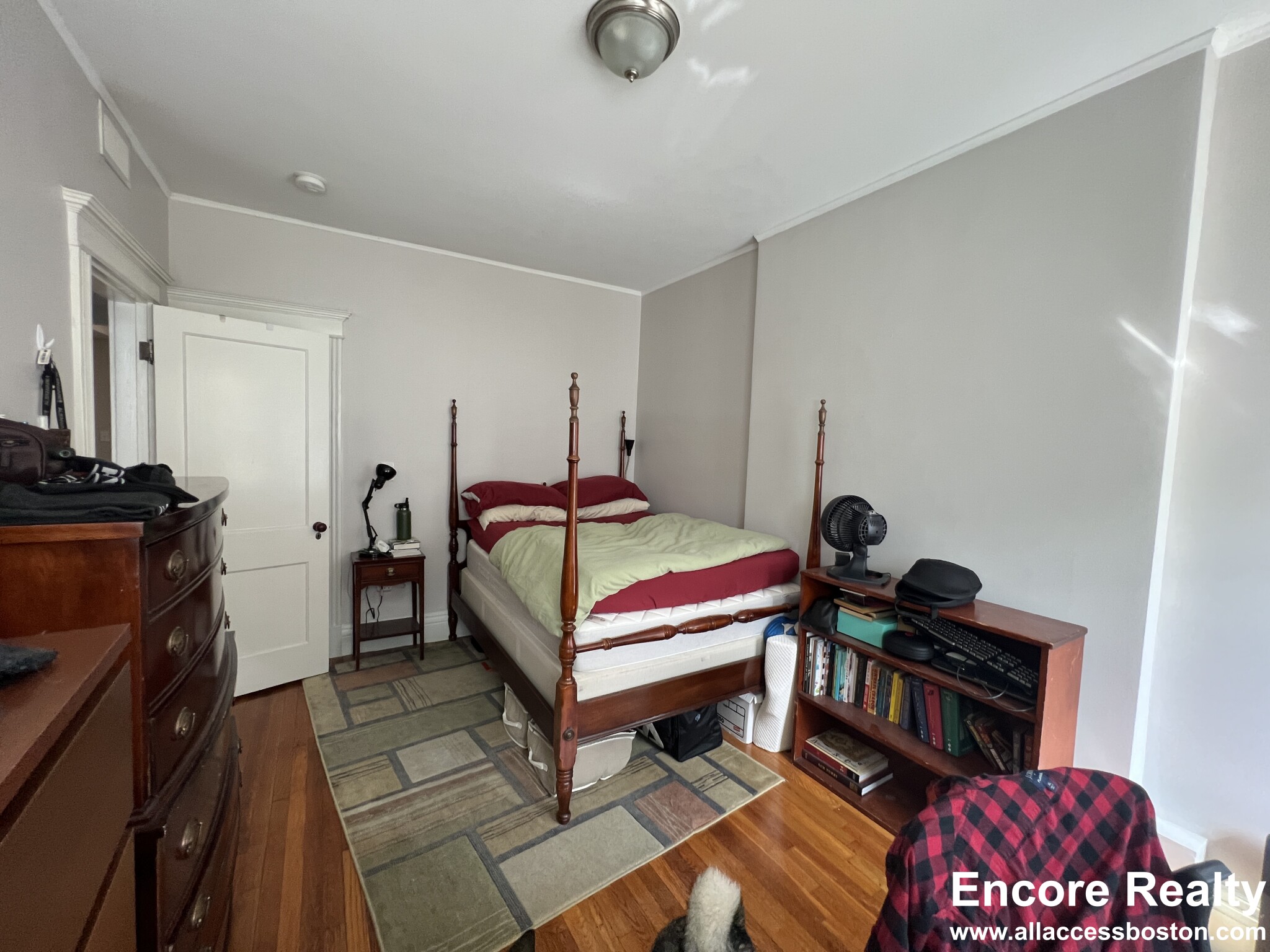 181 Harvard St, Coolidge Corner