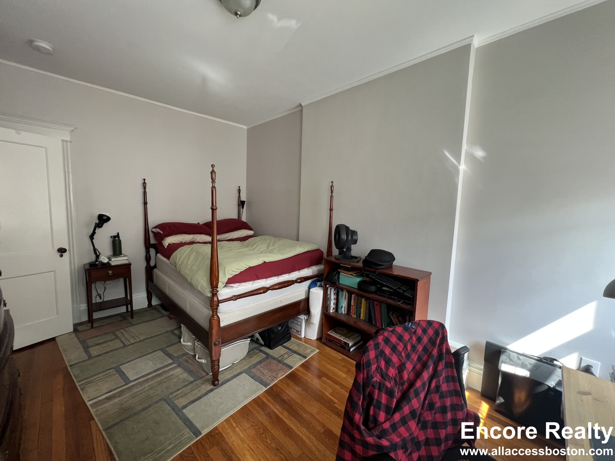 181 Harvard St, Coolidge Corner