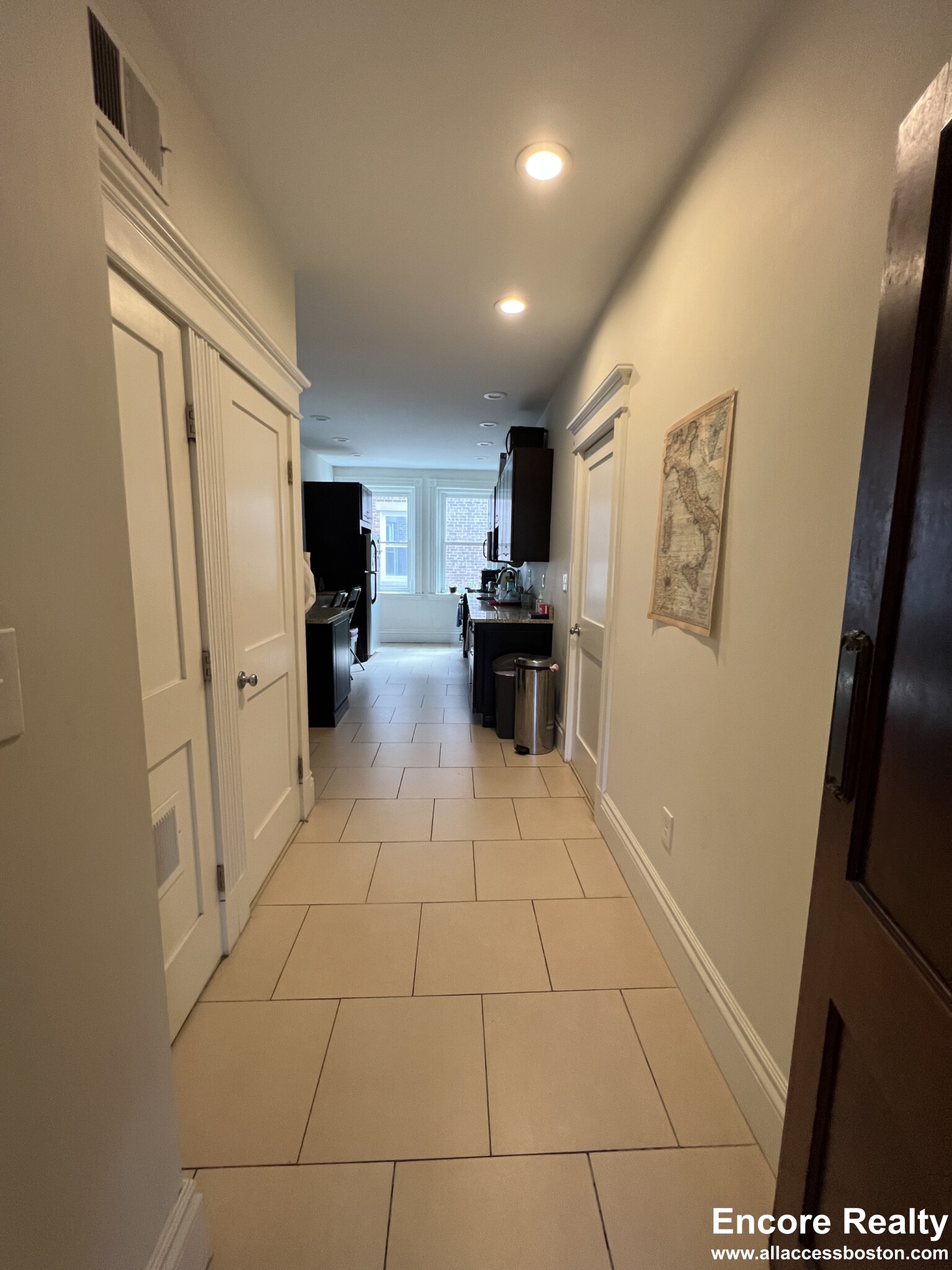 181 Harvard St, Coolidge Corner