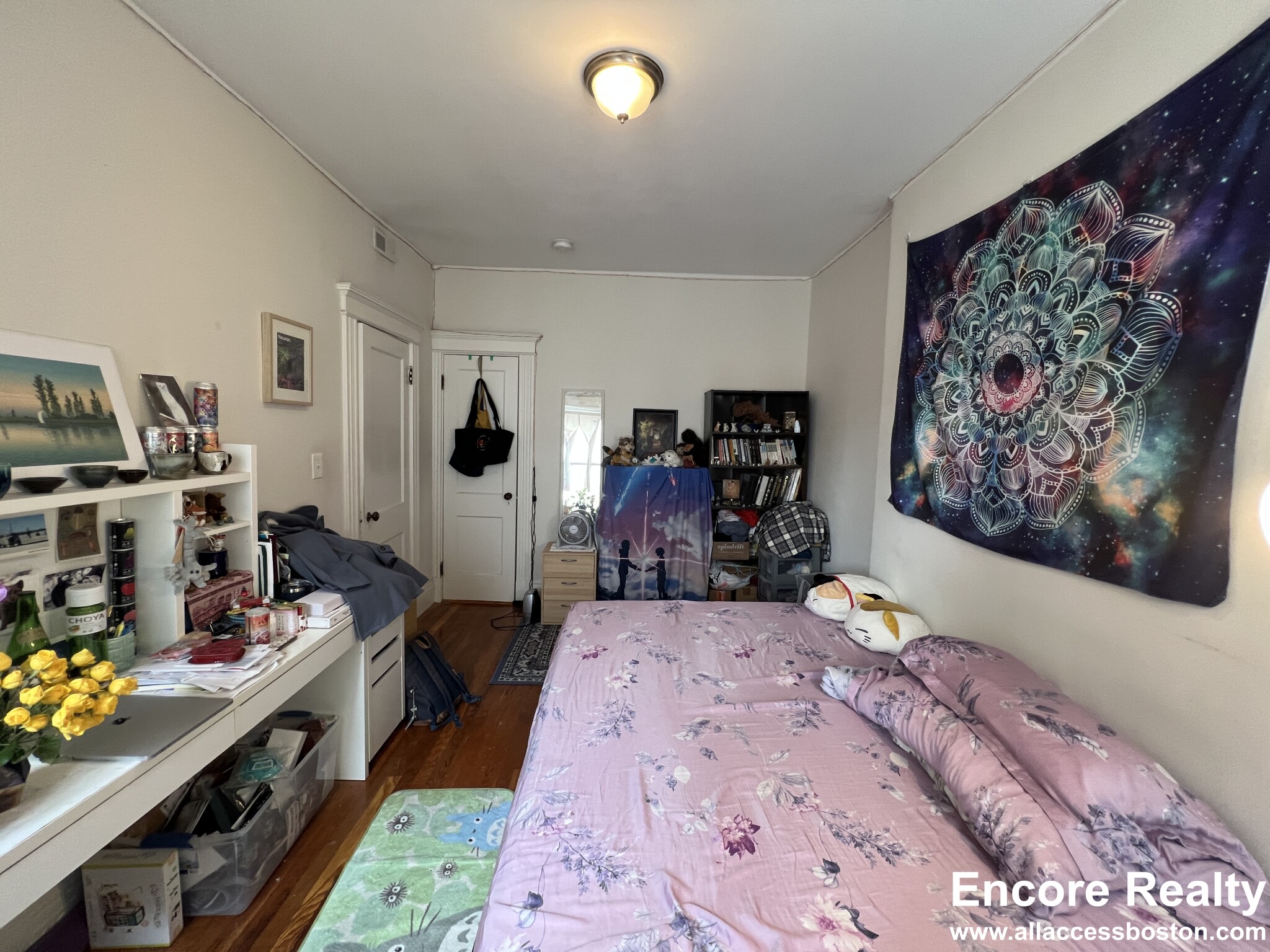 181 Harvard St, Coolidge Corner