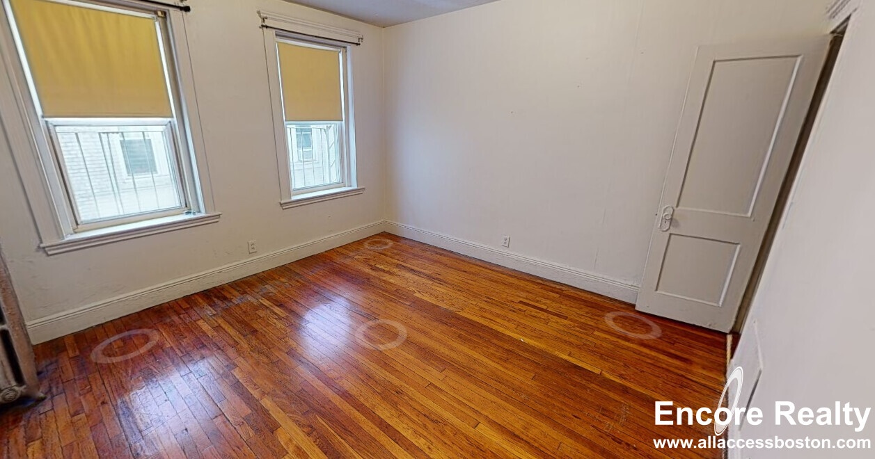 99 Brainerd Rd, Allston