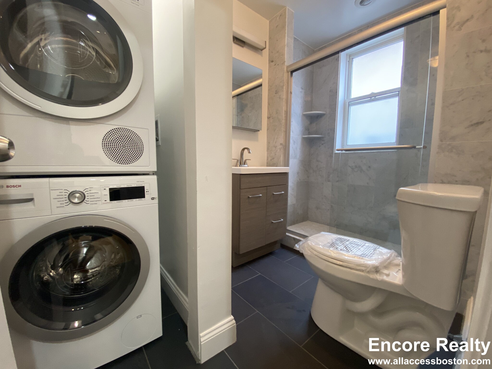 120 Peterborough St, Fenway