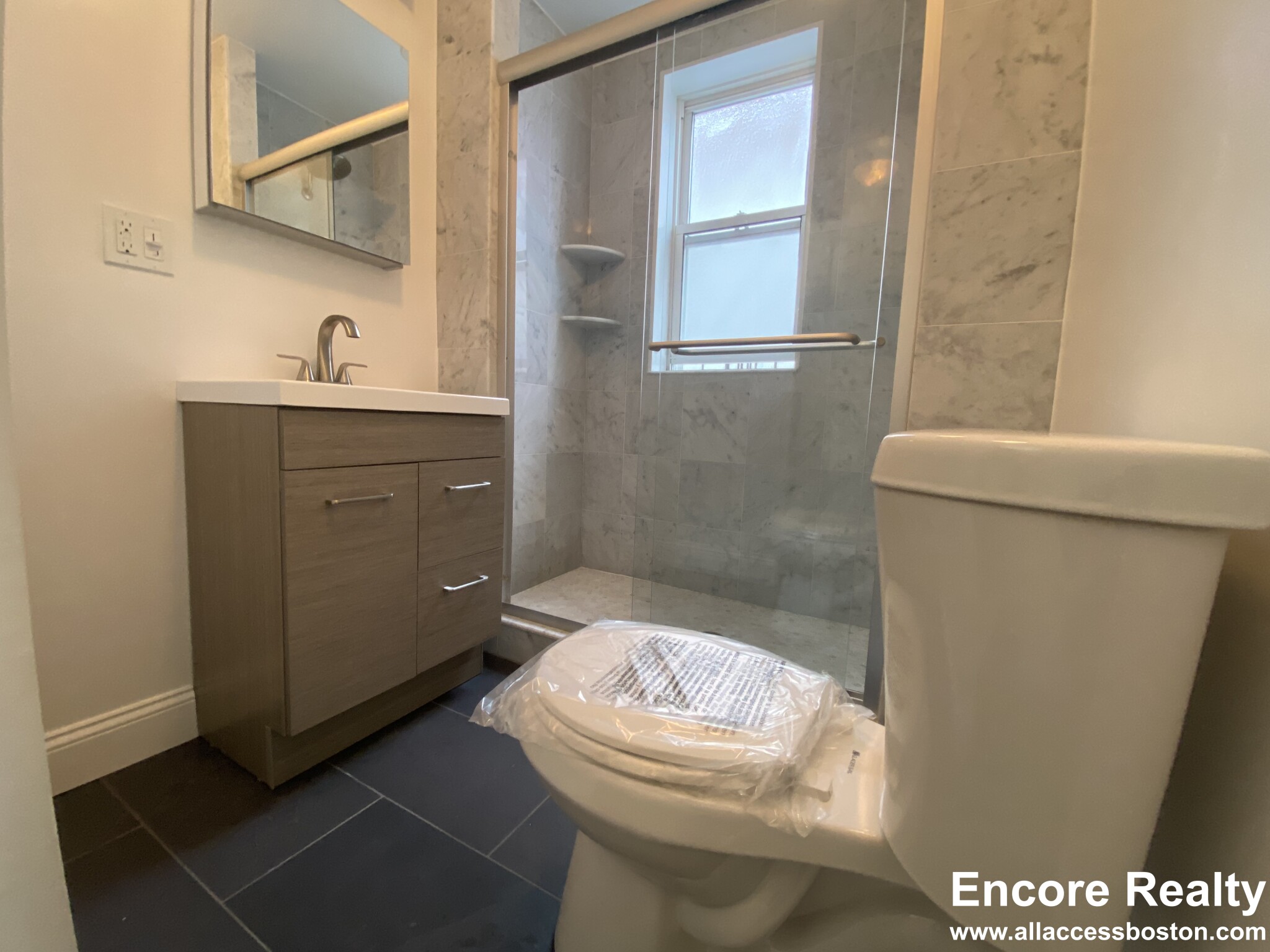 120 Peterborough St, Fenway