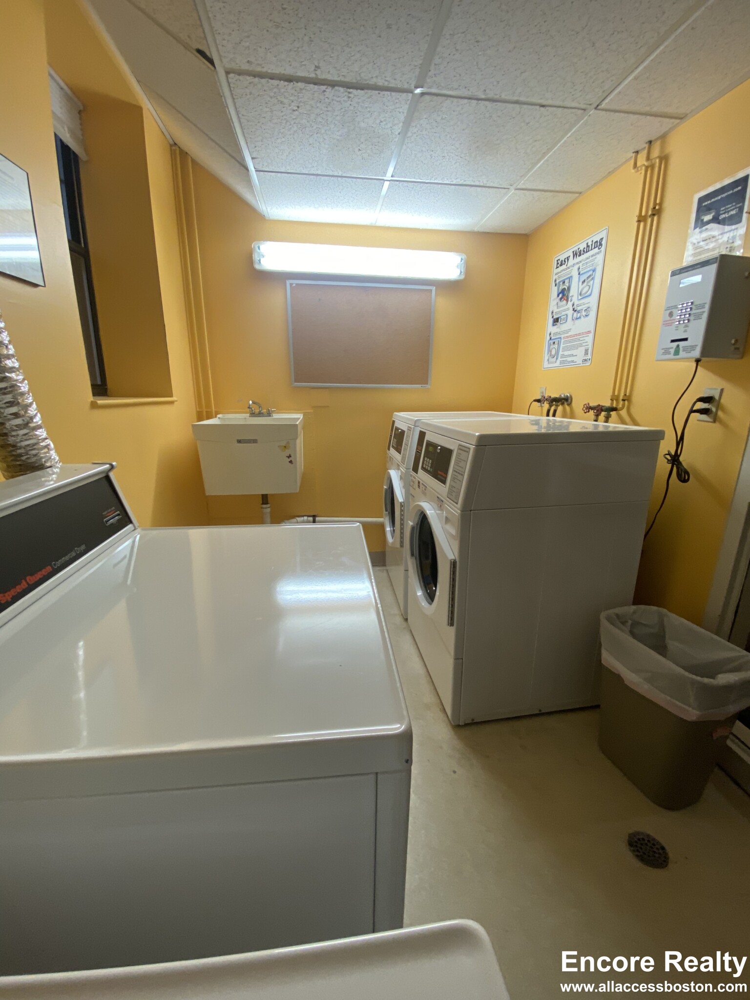 120 Peterborough St, Fenway