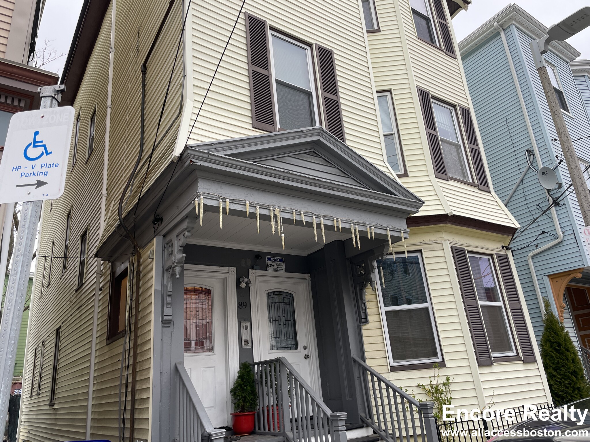 89 Minden St, Jamaica Plain