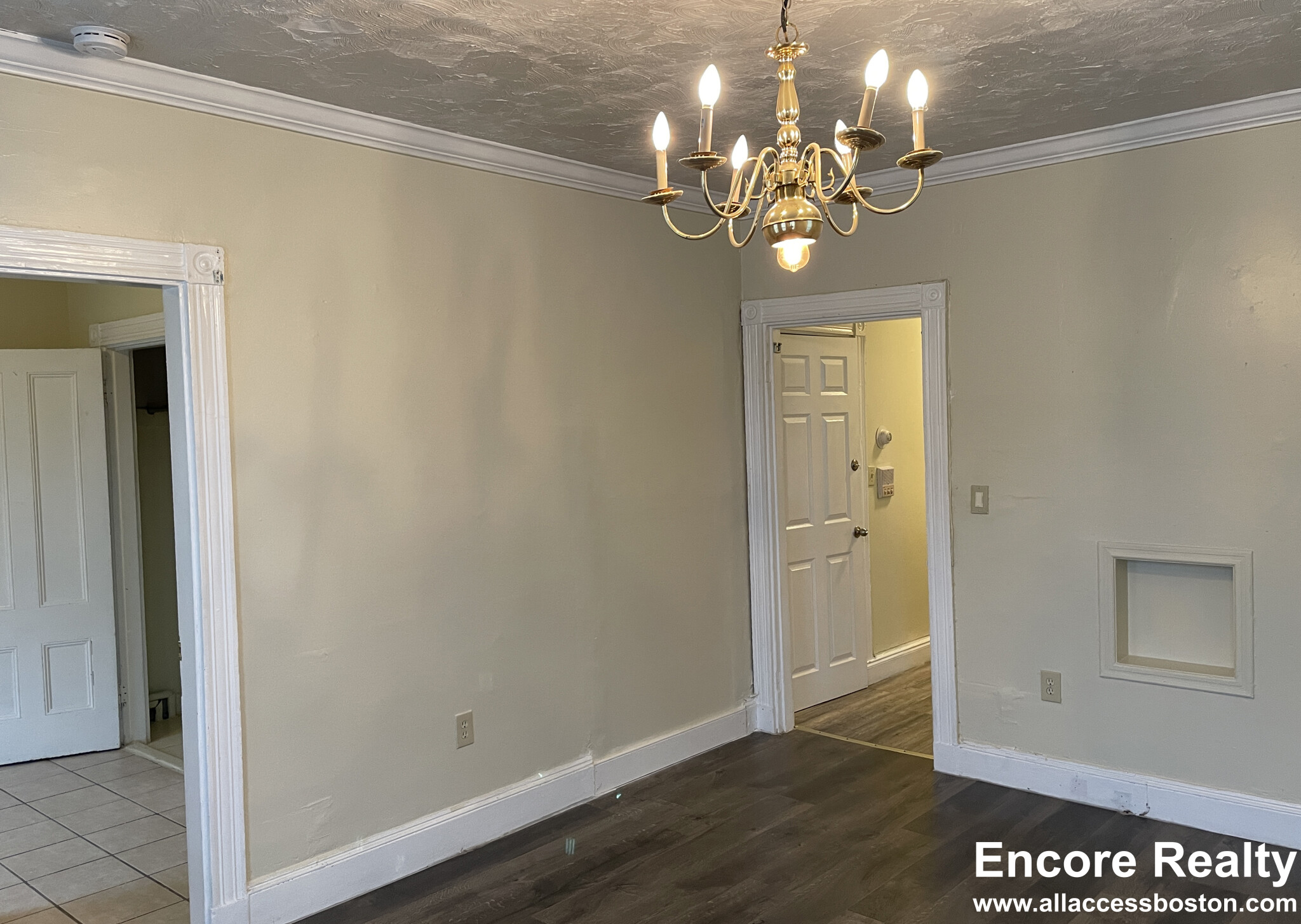 89 Minden St, Jamaica Plain