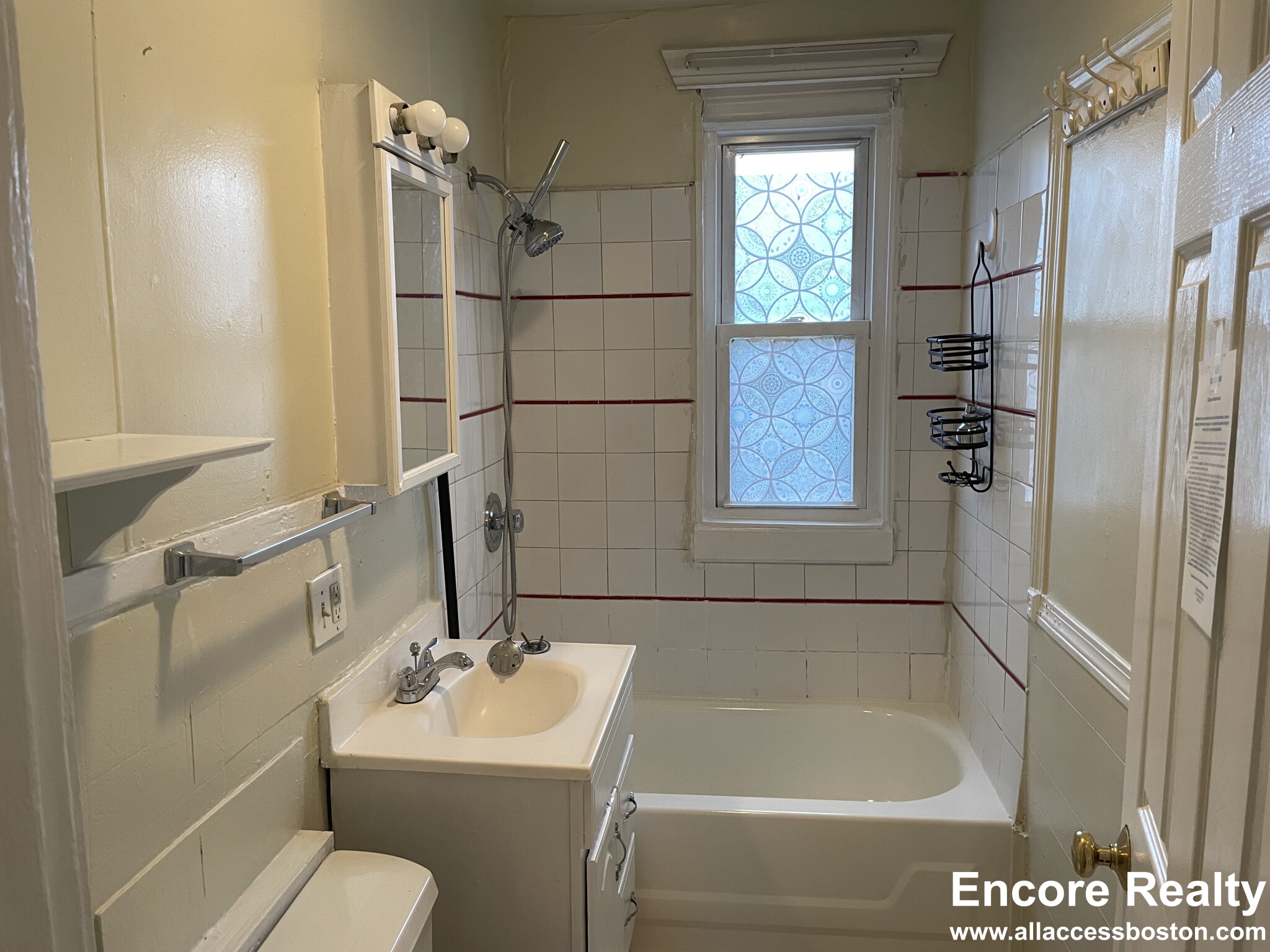 89 Minden St, Jamaica Plain