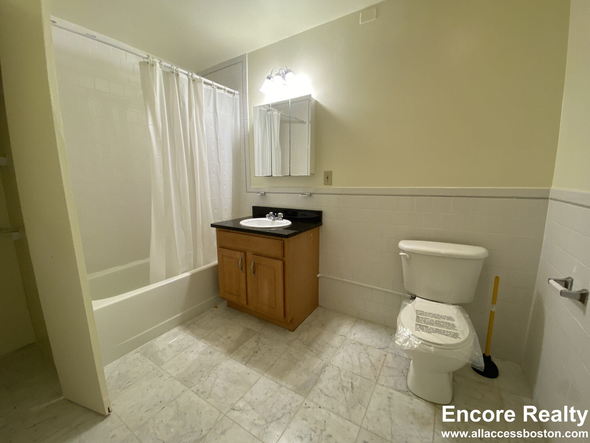 100 Jersey St, Fenway