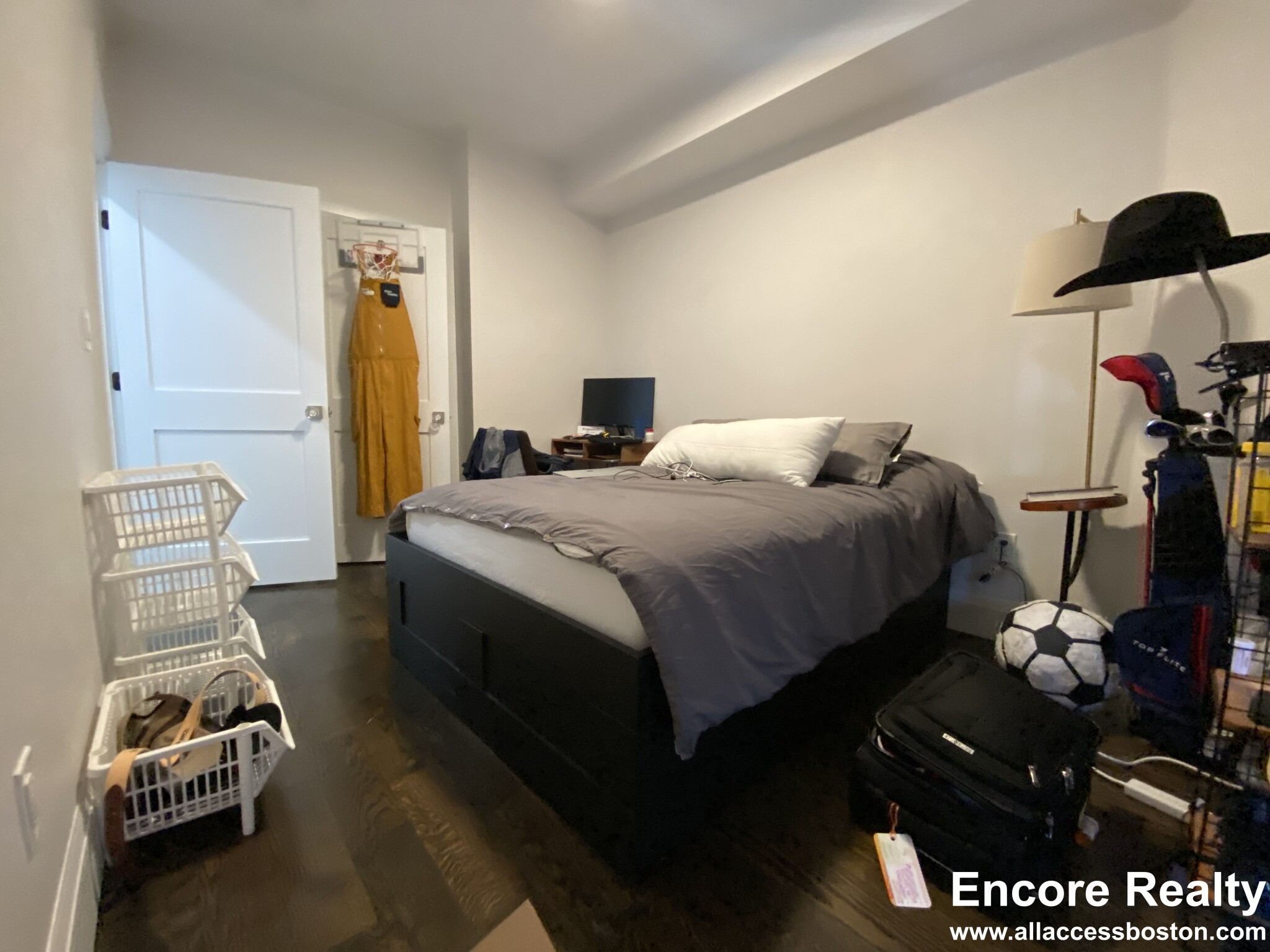 7 Strathmore Rd, Brookline