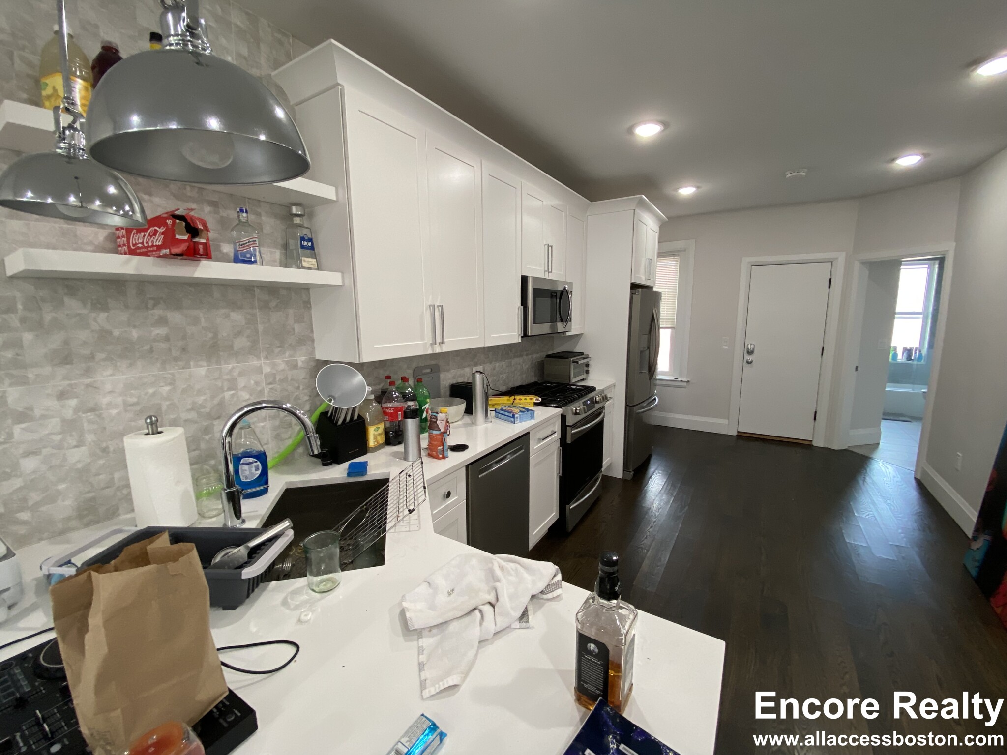 7 Strathmore Rd, Brookline