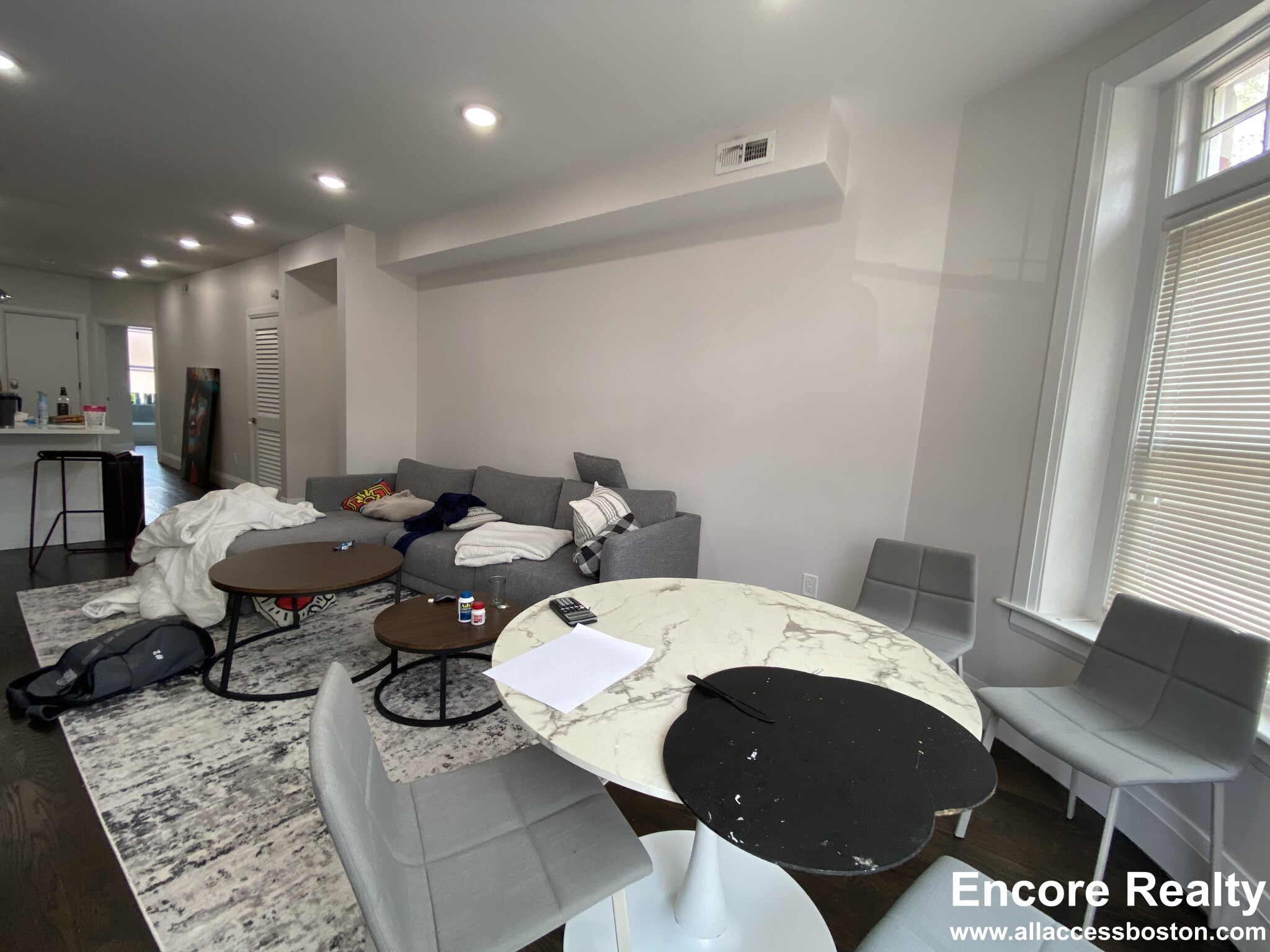 7 Strathmore Rd, Brookline