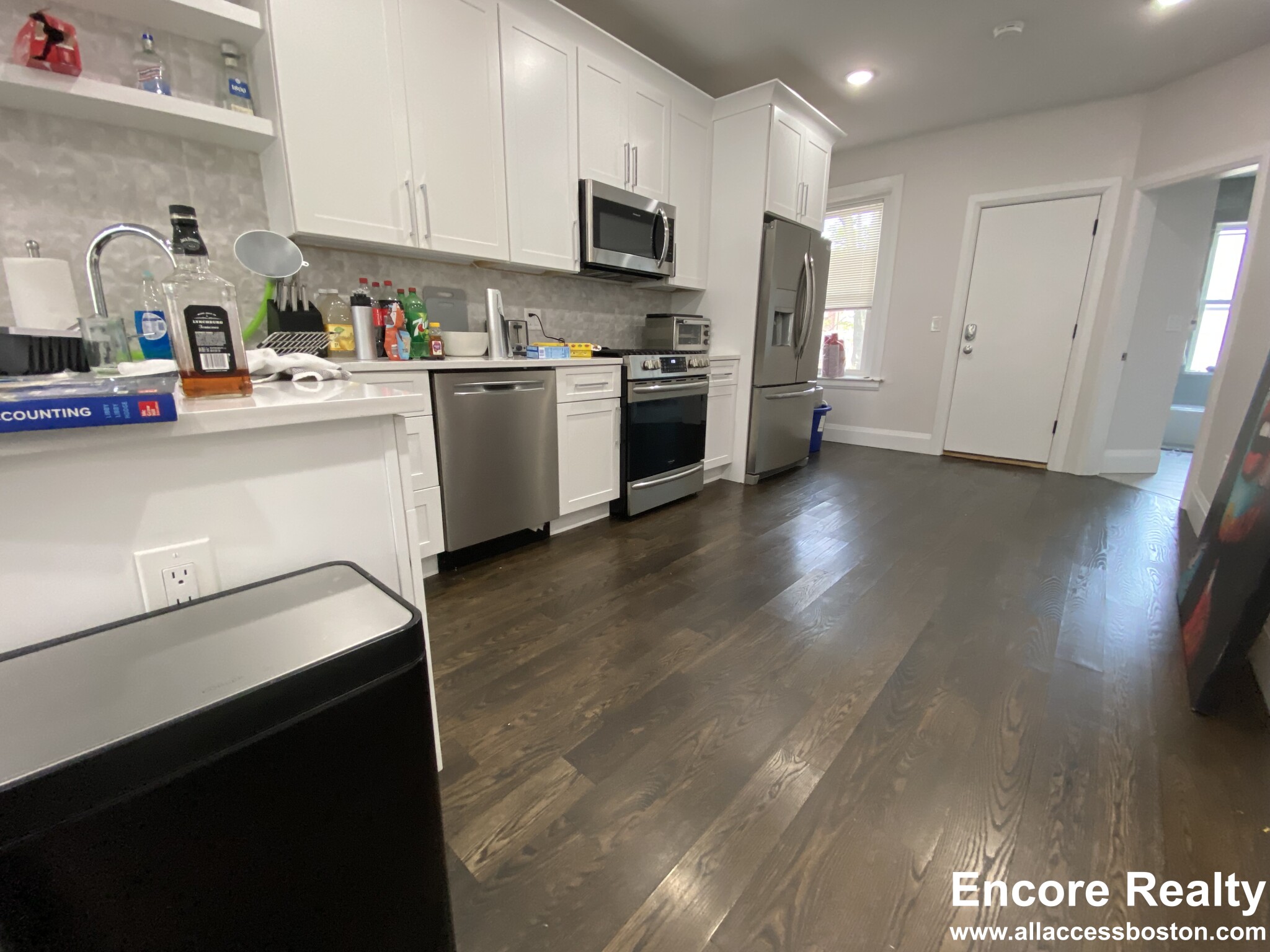 7 Strathmore Rd, Brookline