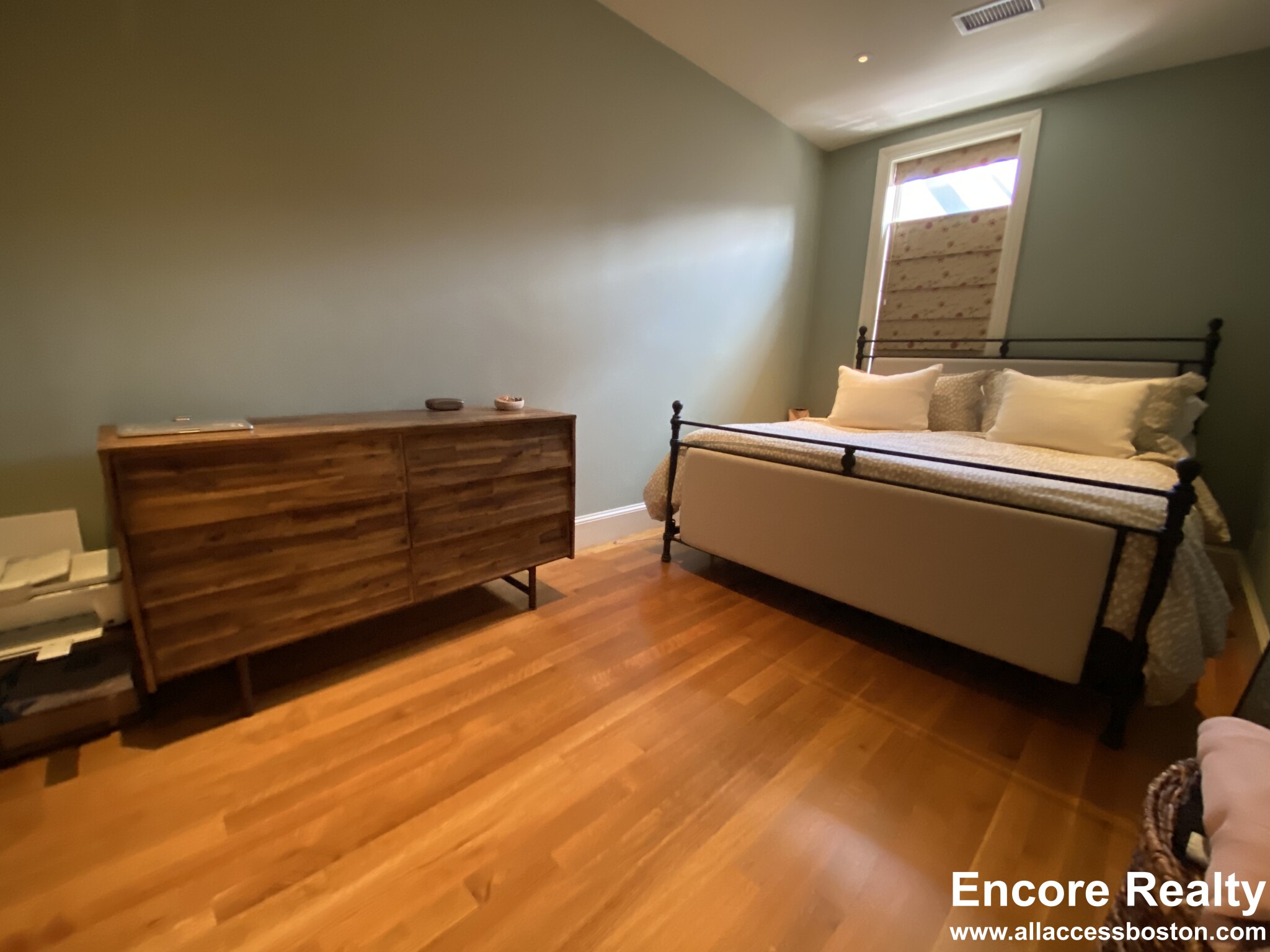 280 Commonwealth Ave, Back Bay