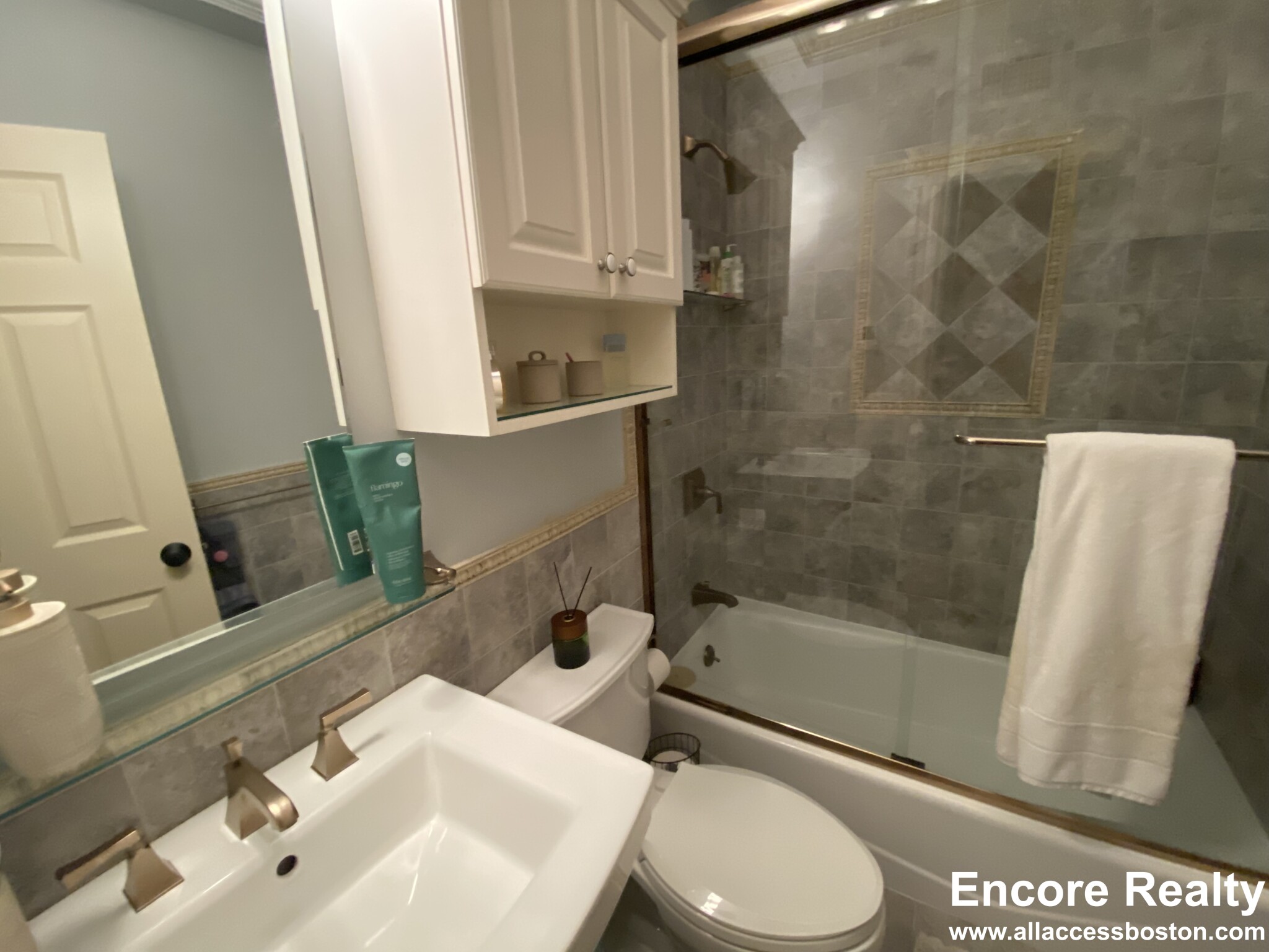 280 Commonwealth Ave, Back Bay