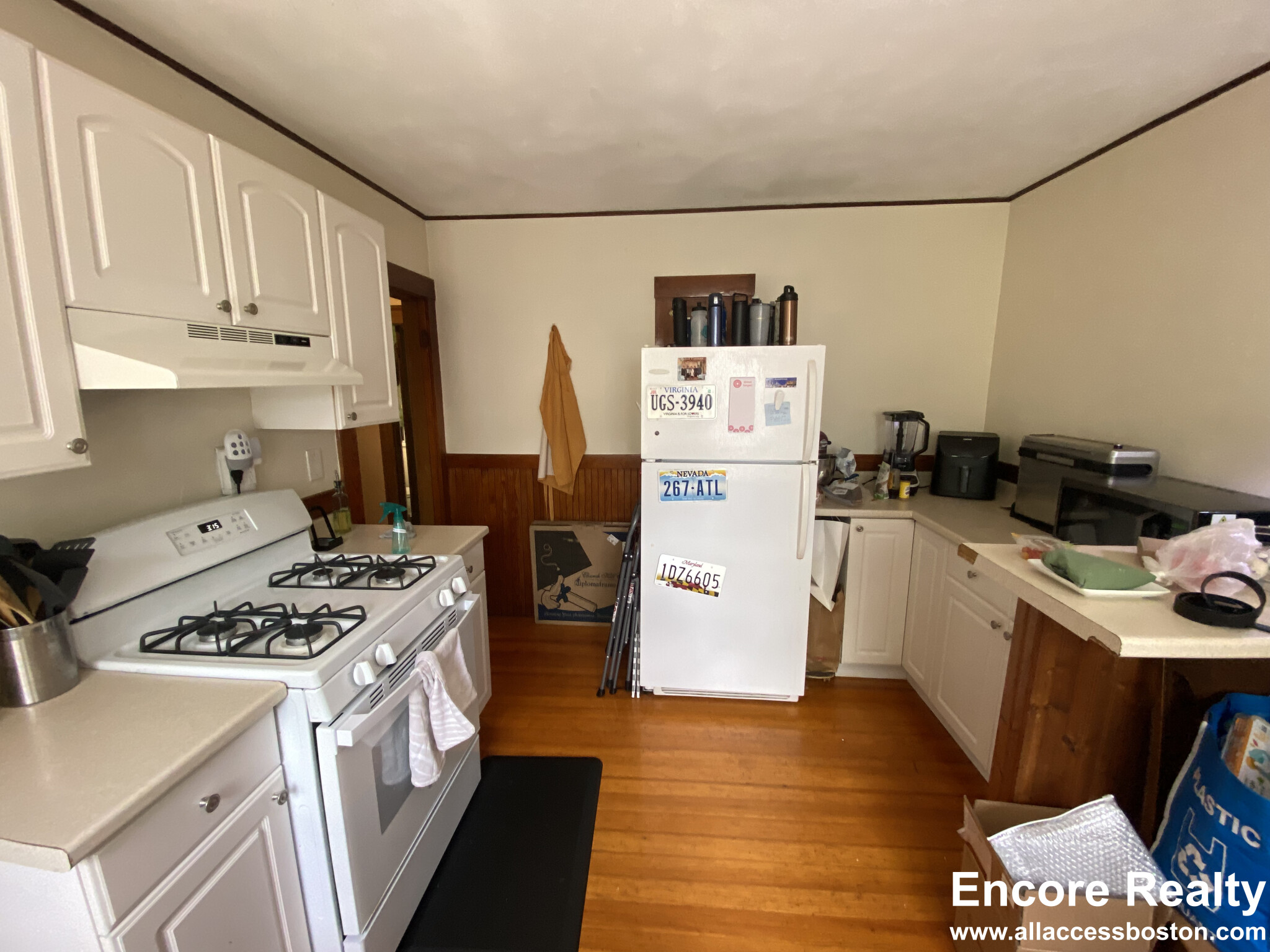 9 Worthington St, Huron Village