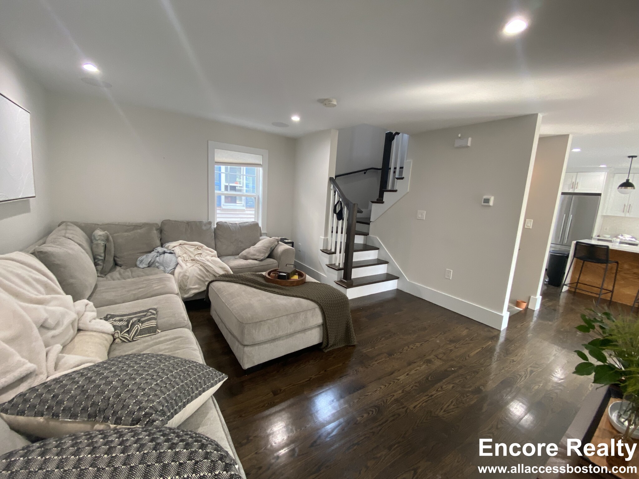 10 Brook St, East Somerville