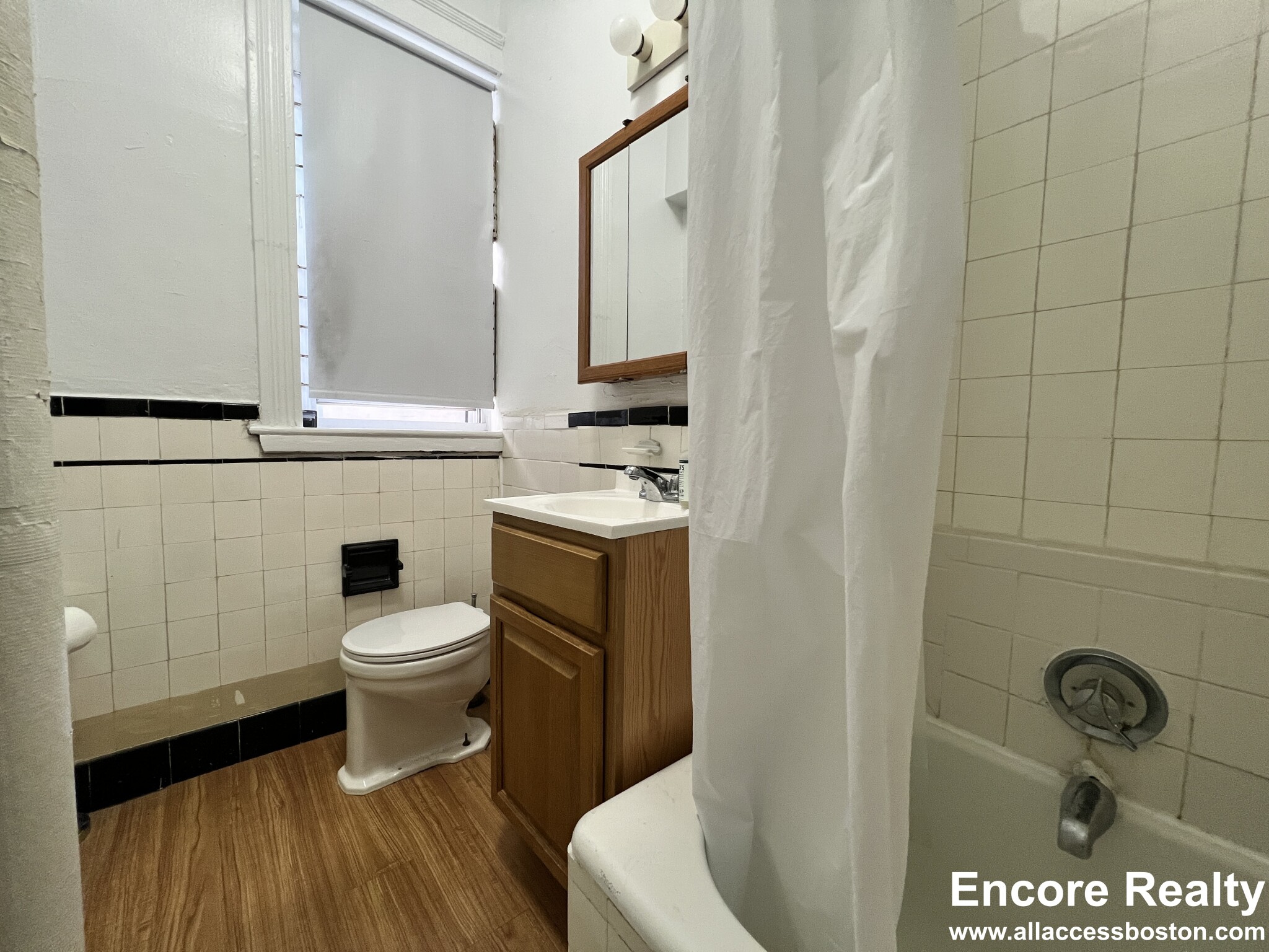 1810 Commonwealth Ave, Brighton