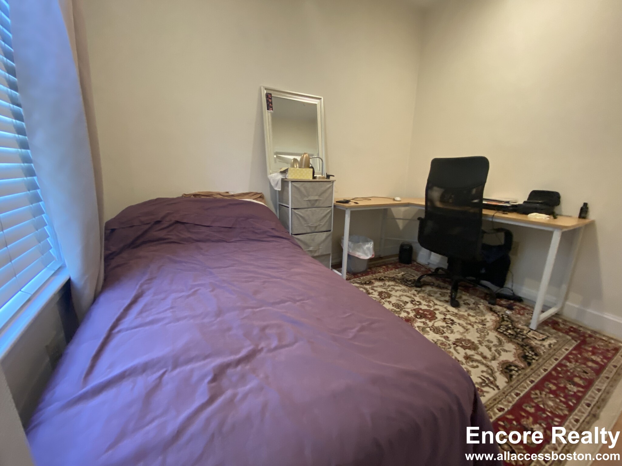 322 Western Ave, Cambridgeport