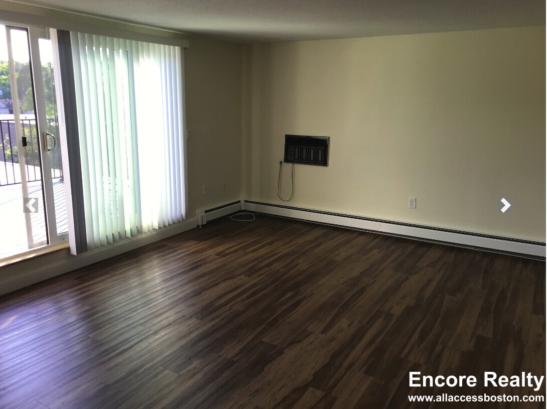 109 Tremont St, Brighton