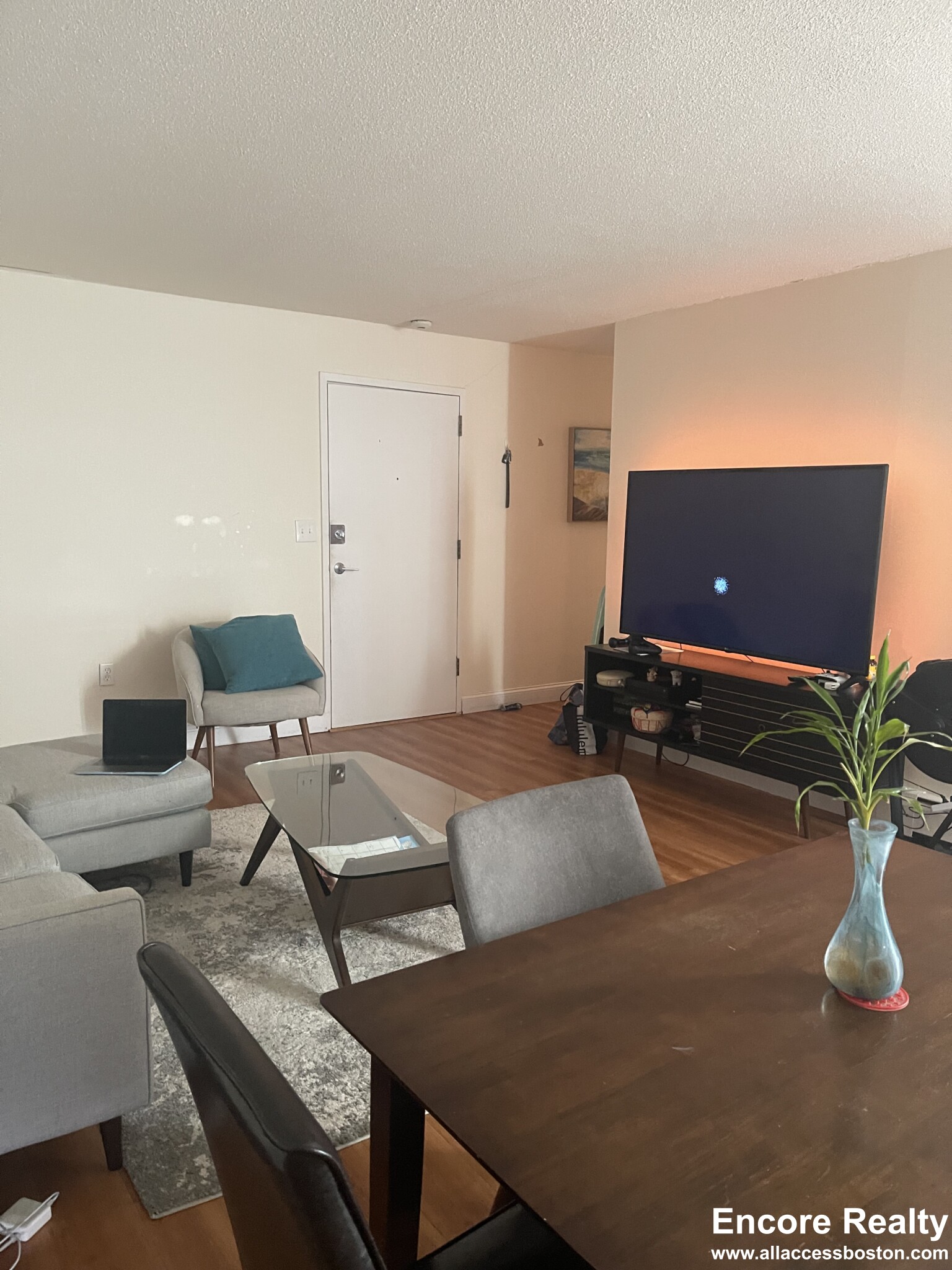 109 Tremont St, Brighton