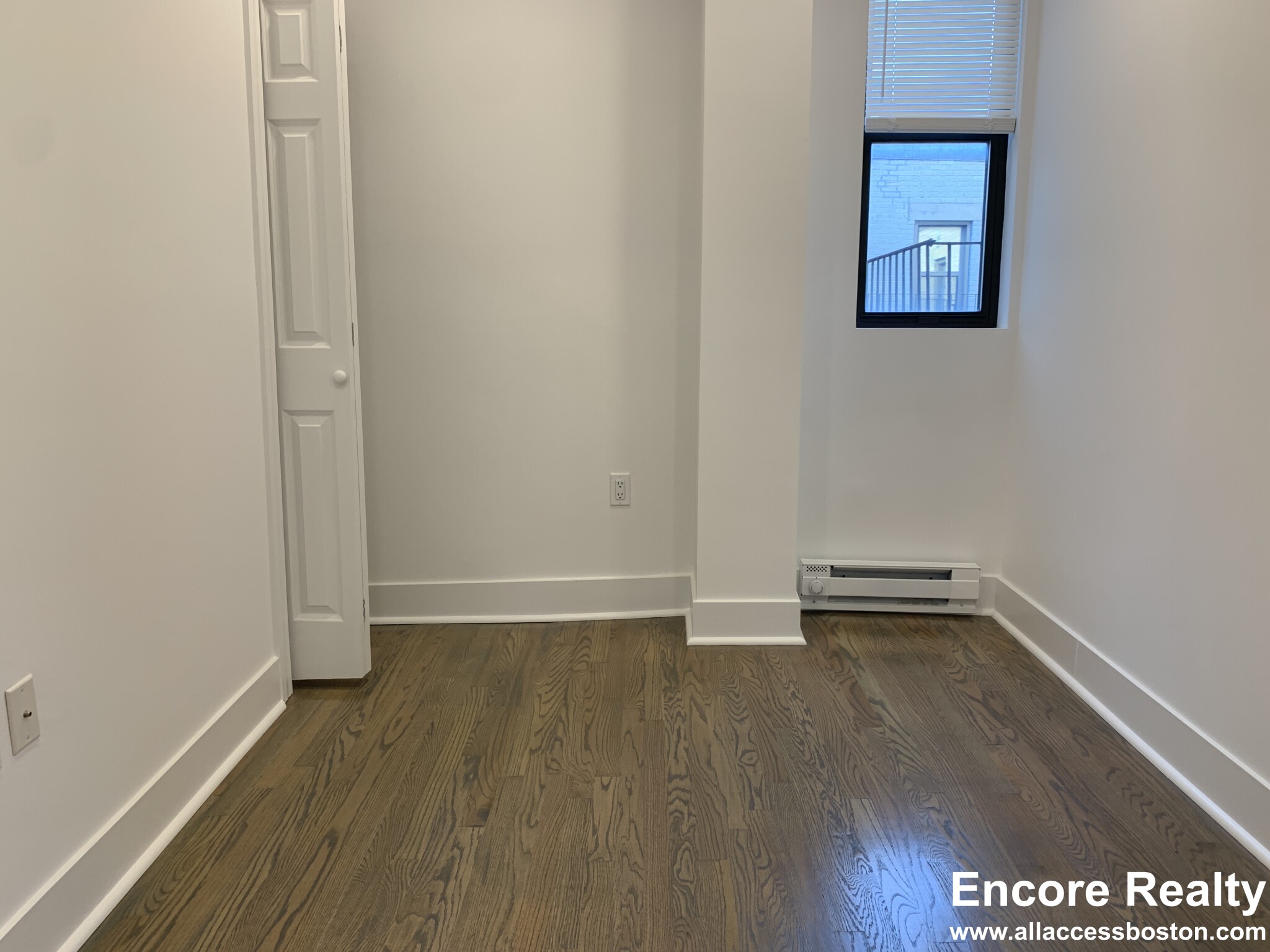 19 Peterborough St, Fenway