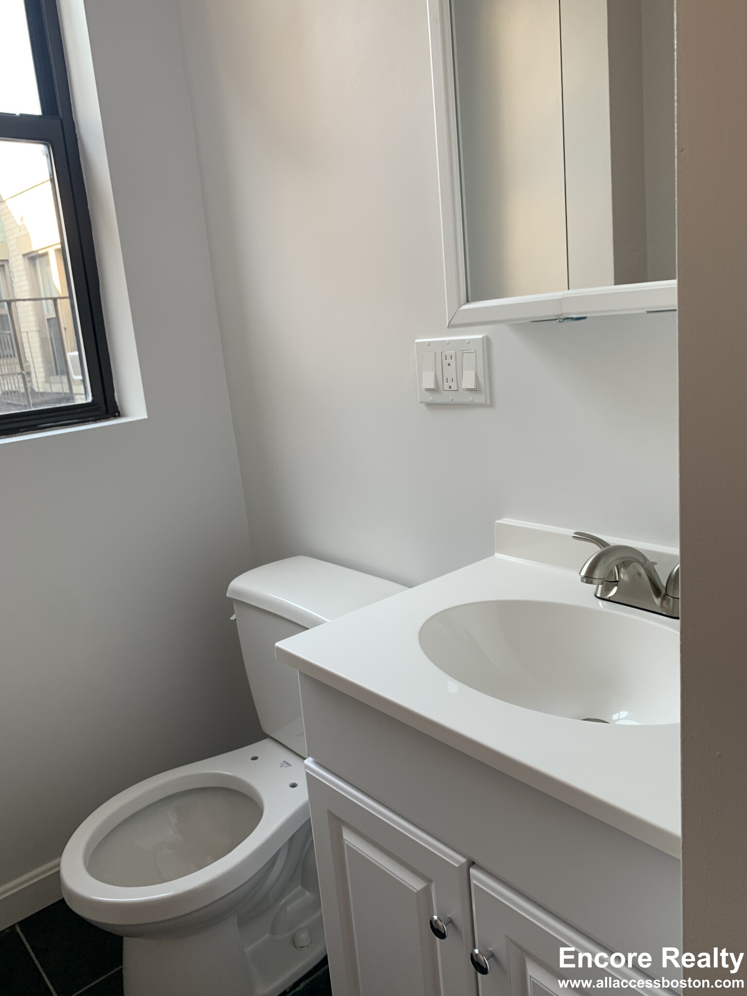 19 Peterborough St, Fenway