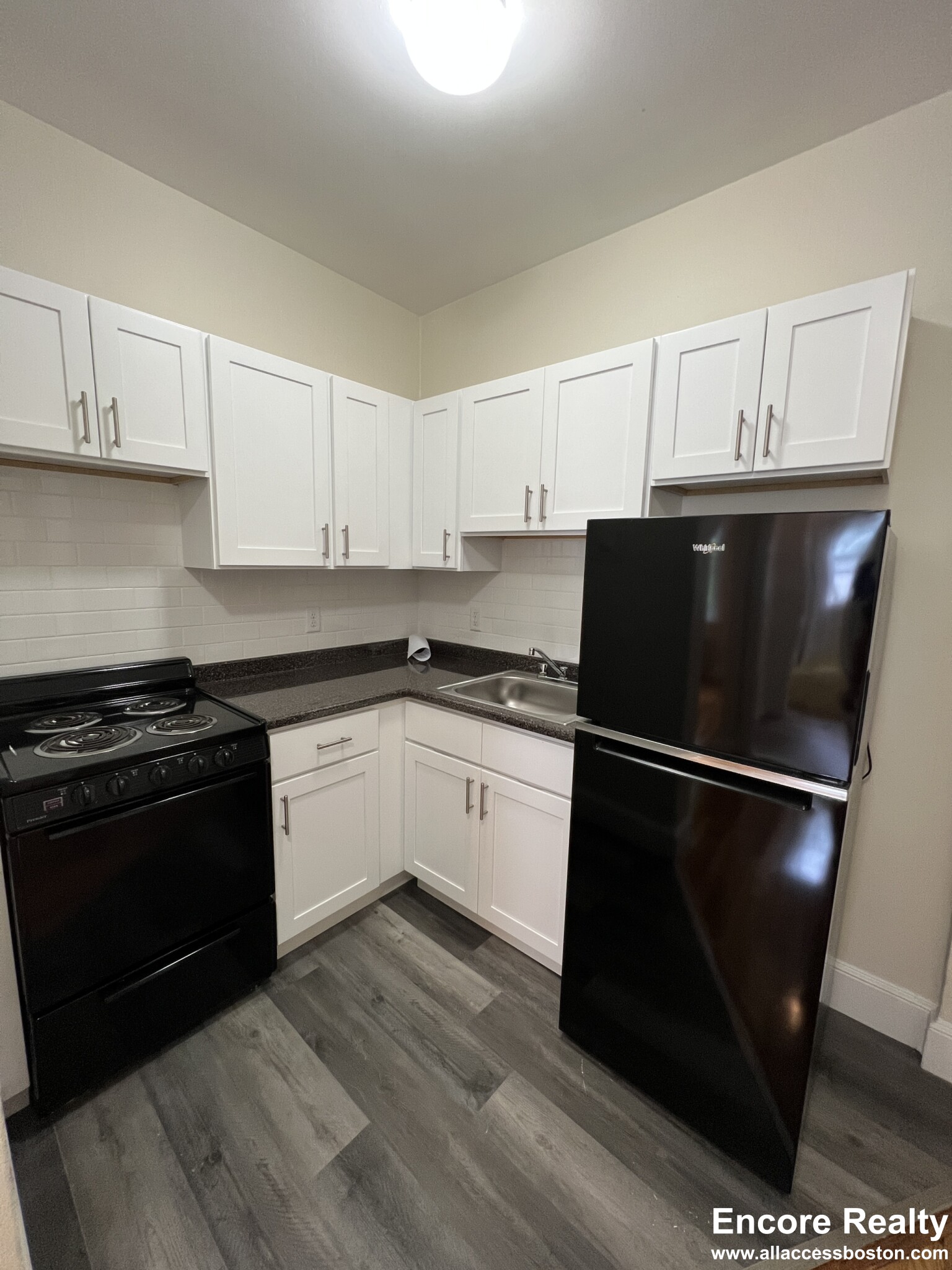 33 Lancaster Ter, Coolidge Corner