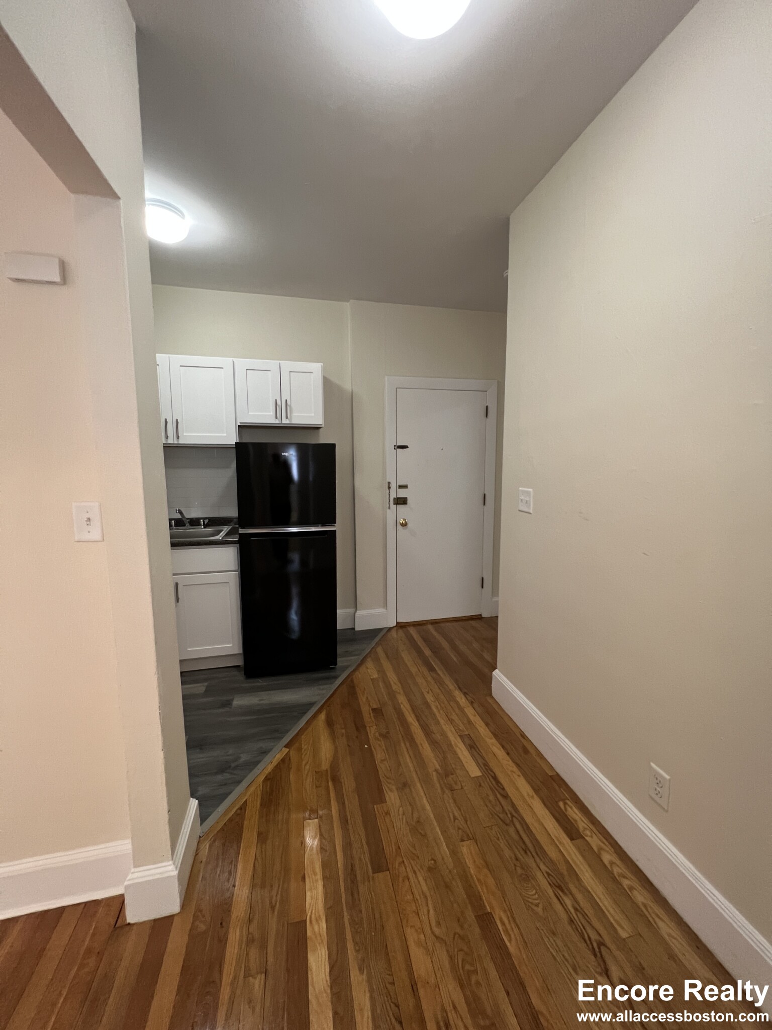 33 Lancaster Ter, Coolidge Corner