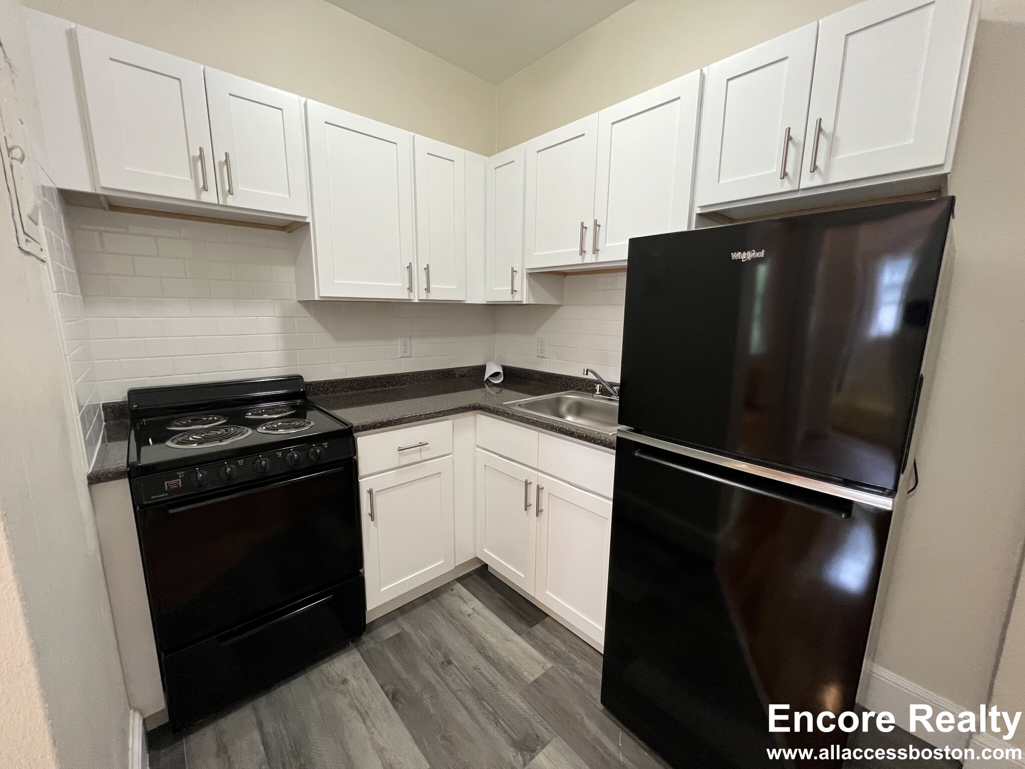 33 Lancaster Ter, Coolidge Corner