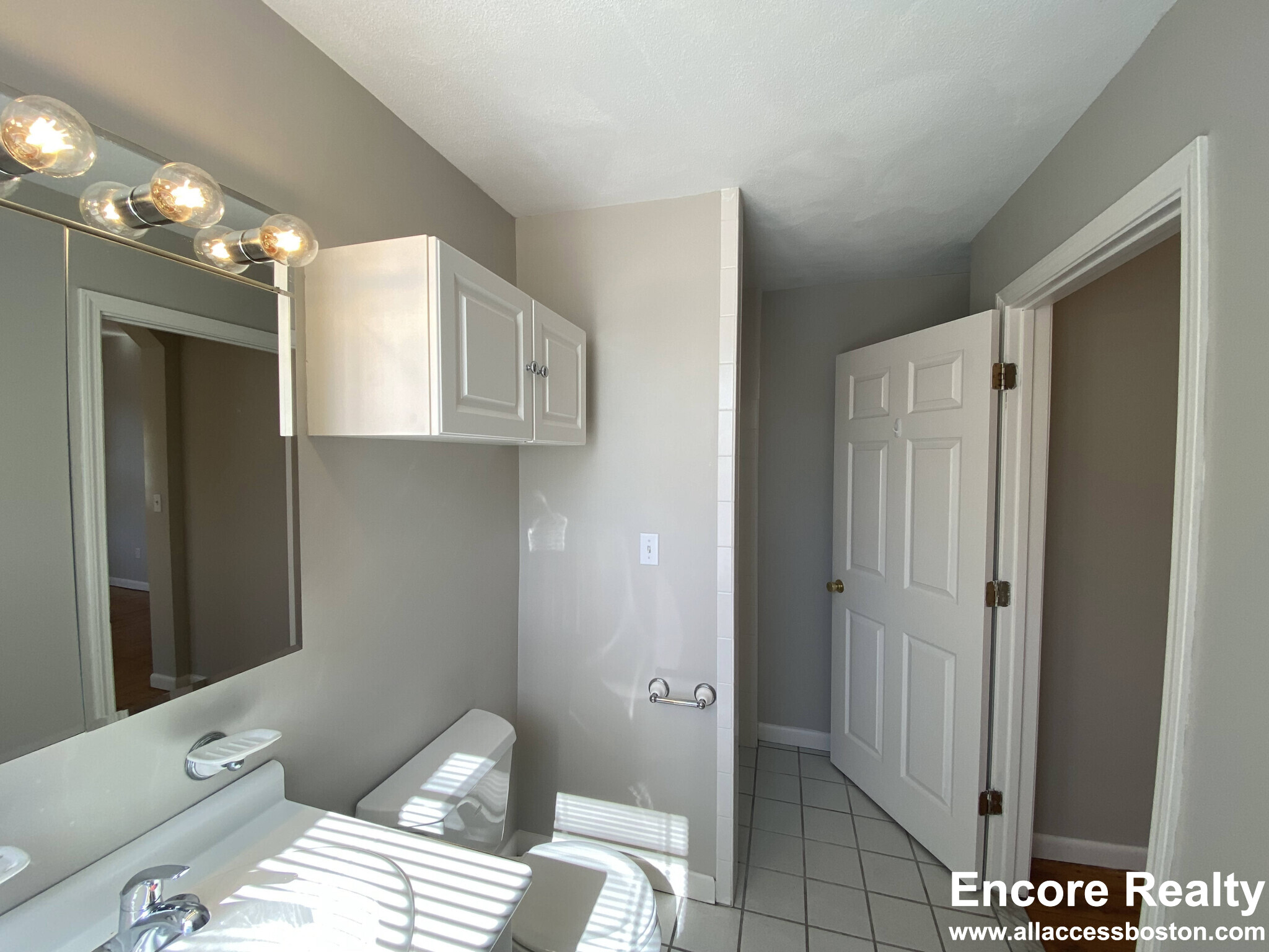 11 Beacon St, Inman Square