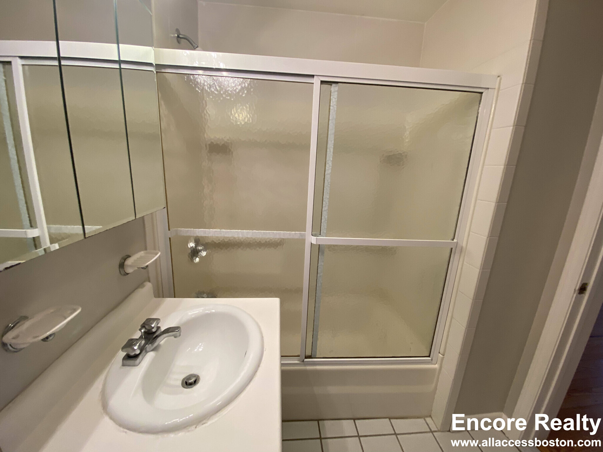 11 Beacon St, Inman Square