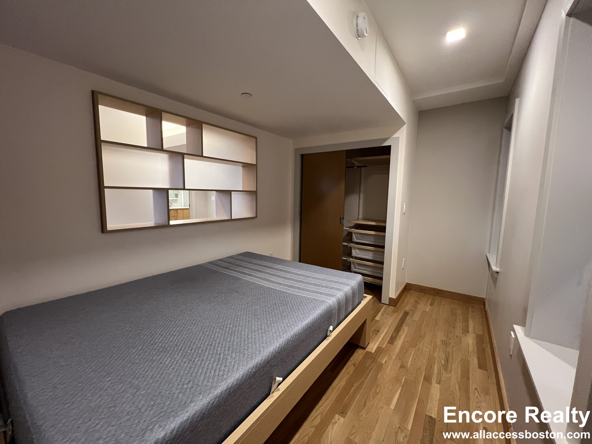 115 Mount Auburn St, Harvard Square