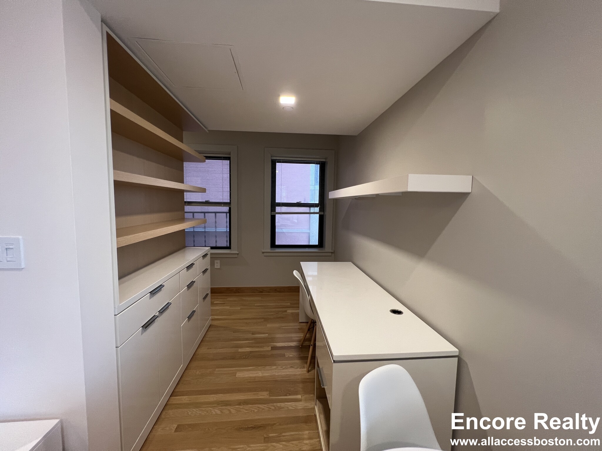 115 Mount Auburn St, Harvard Square