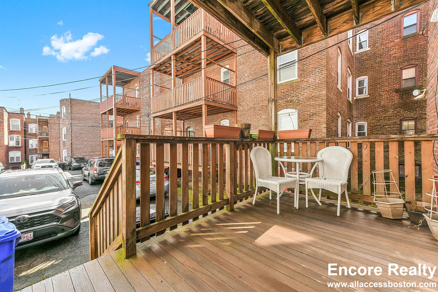 87 Browne St, Coolidge Corner