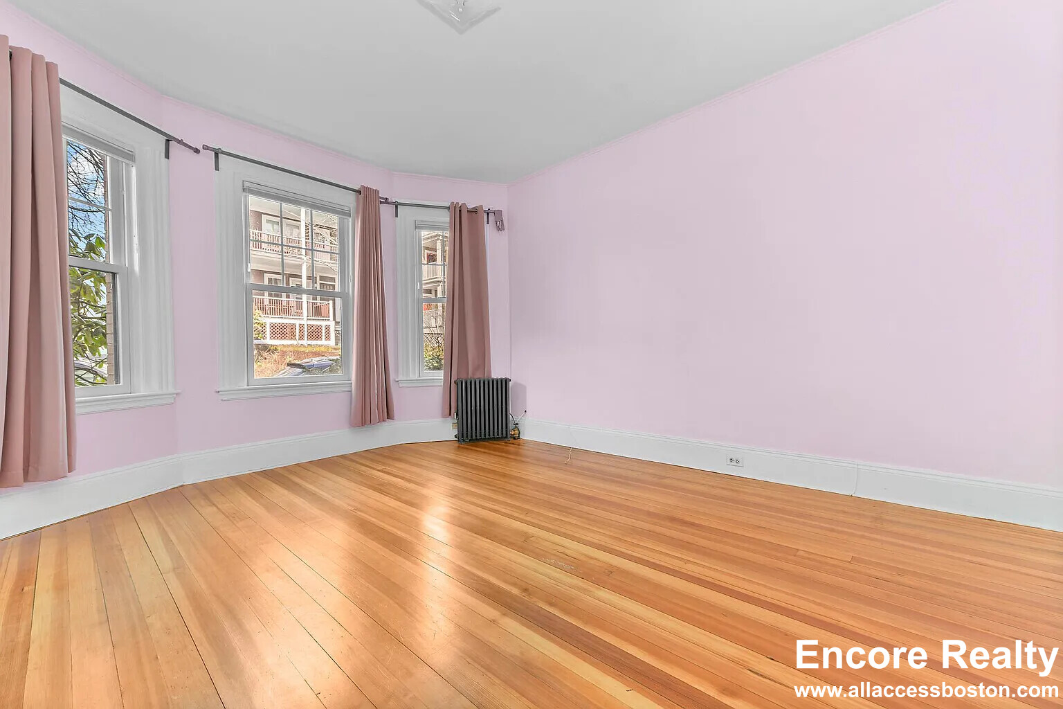 87 Browne St, Coolidge Corner