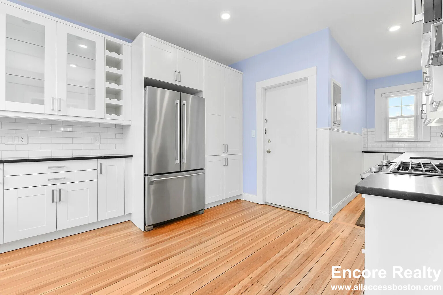 87 Browne St, Coolidge Corner
