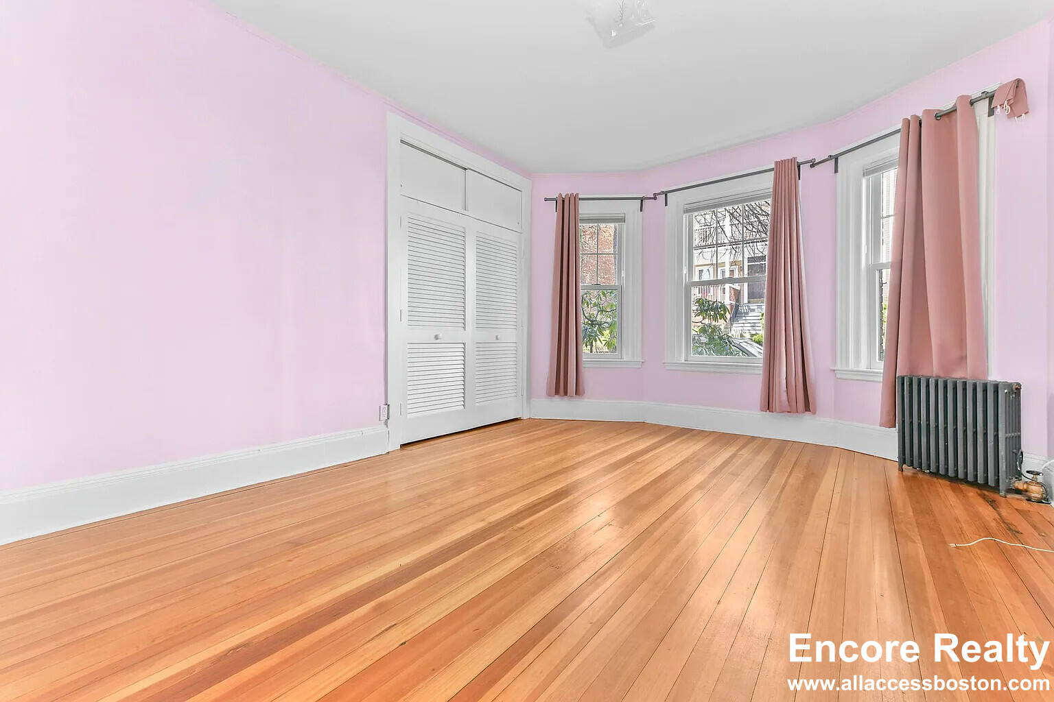 87 Browne St, Coolidge Corner