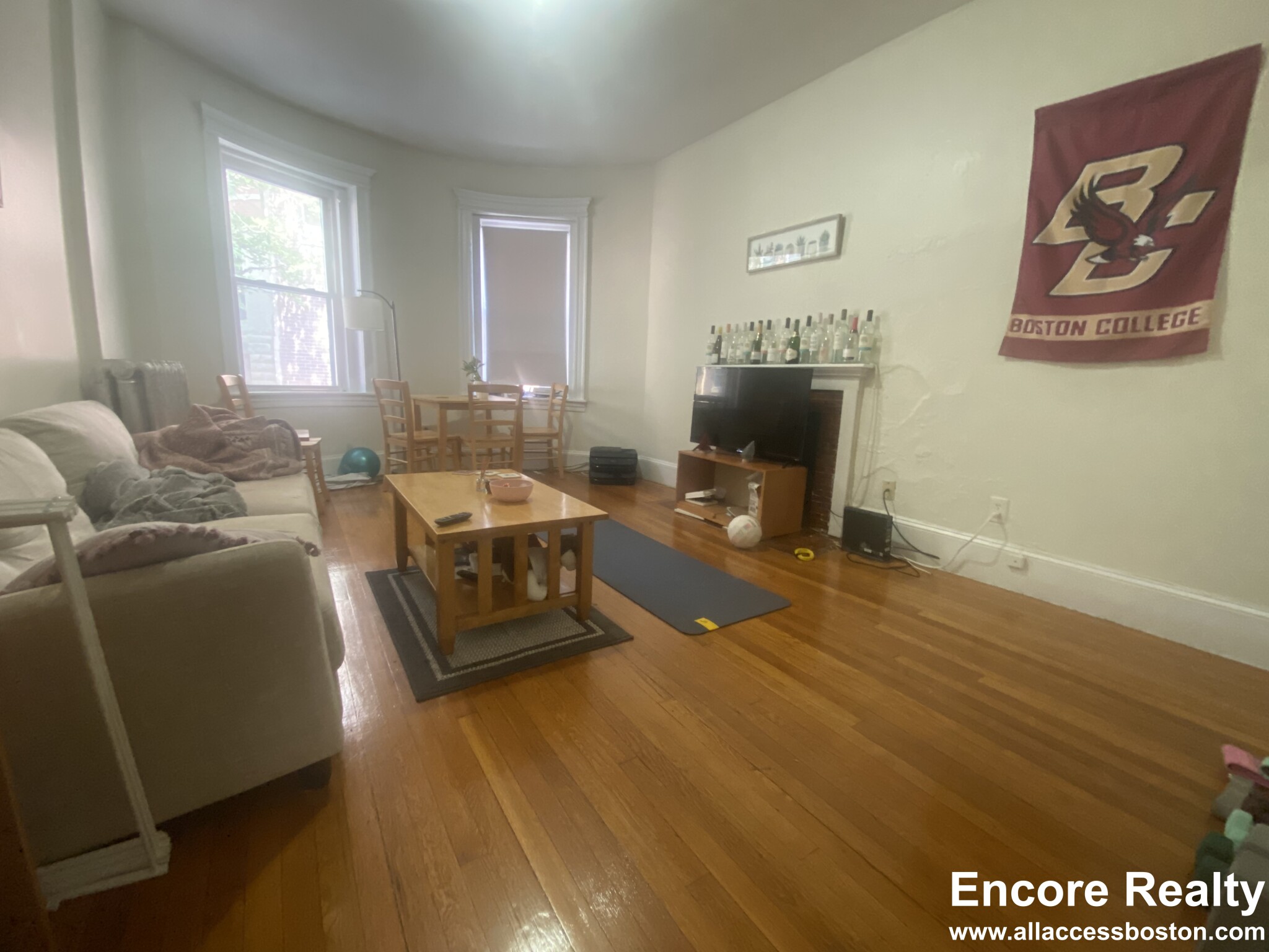 1788 Beacon St, Washington Square