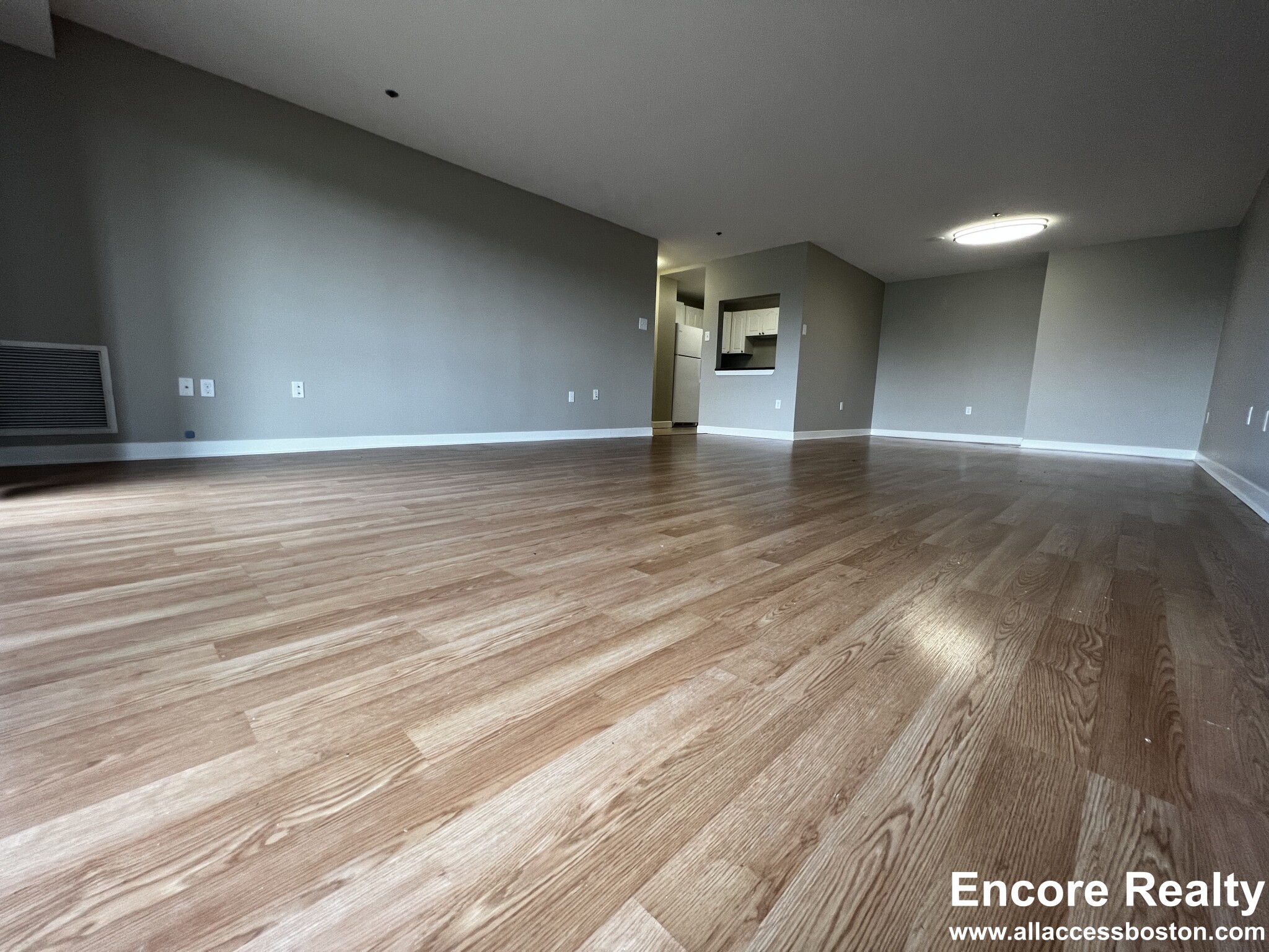 1111 Beacon St, Coolidge Corner