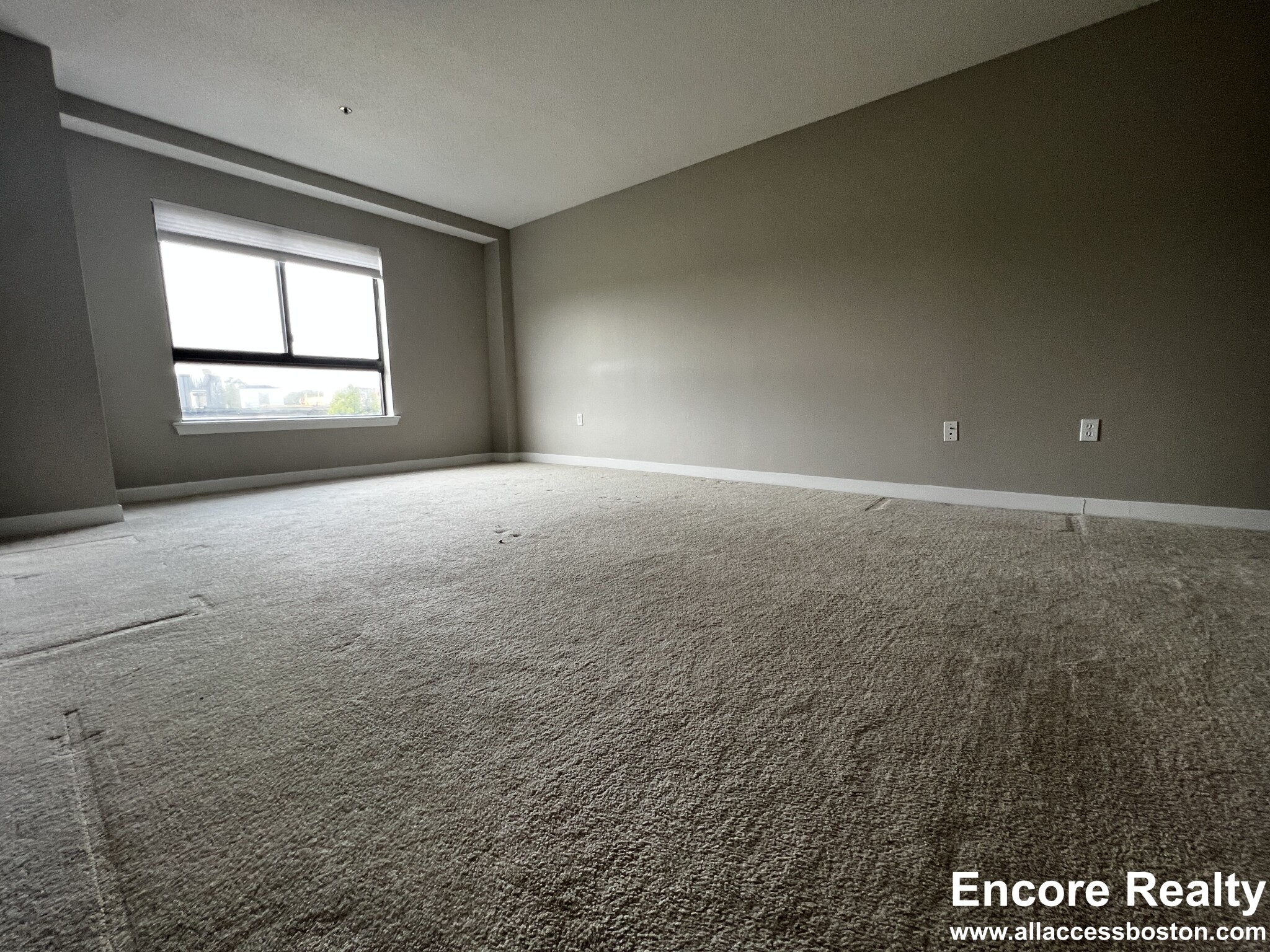 1111 Beacon St, Coolidge Corner